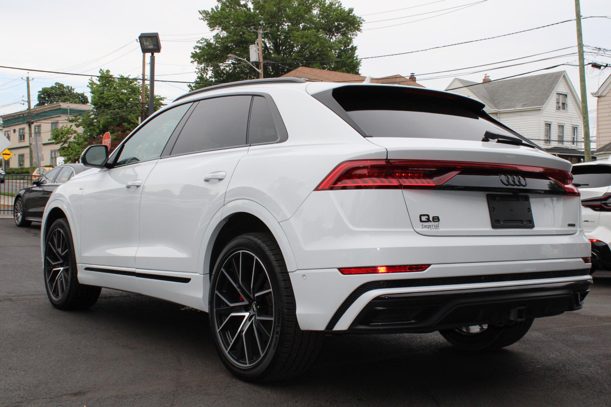 Audi Q8 Premium Plus 55 TFSI quattro 2021