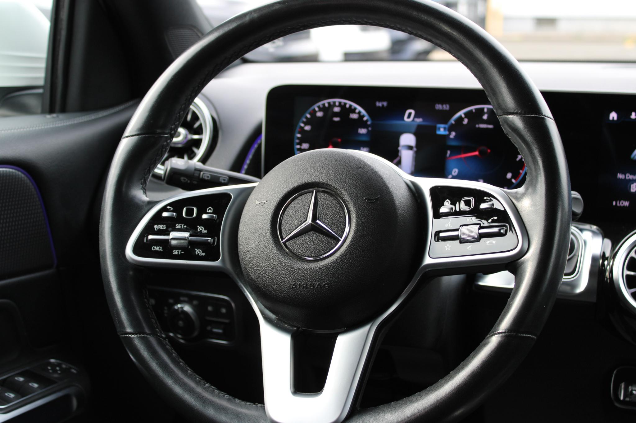 Mercedes-Benz GLB GLB 250 4MATIC SUV 2020