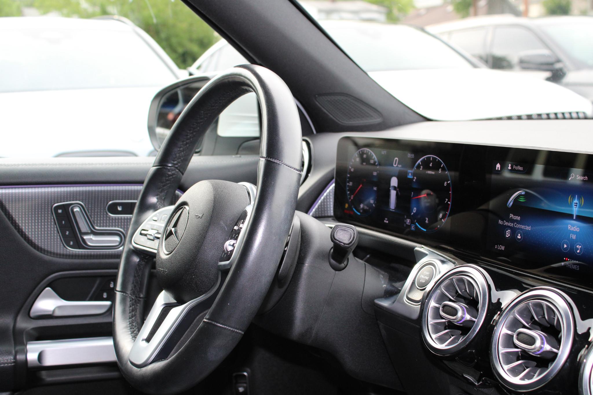 Mercedes-Benz GLB GLB 250 4MATIC SUV 2020