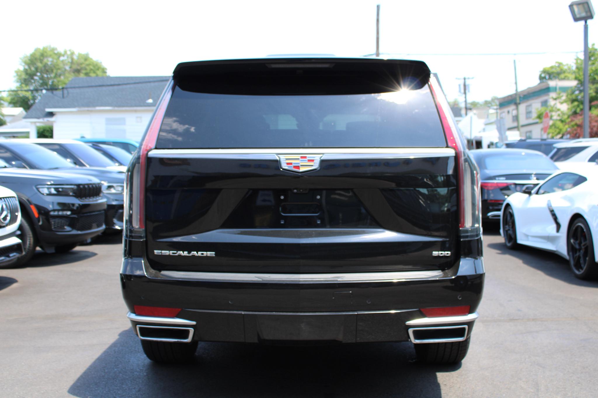 Cadillac Escalade 4WD 4dr Premium Luxury Platinum 2021