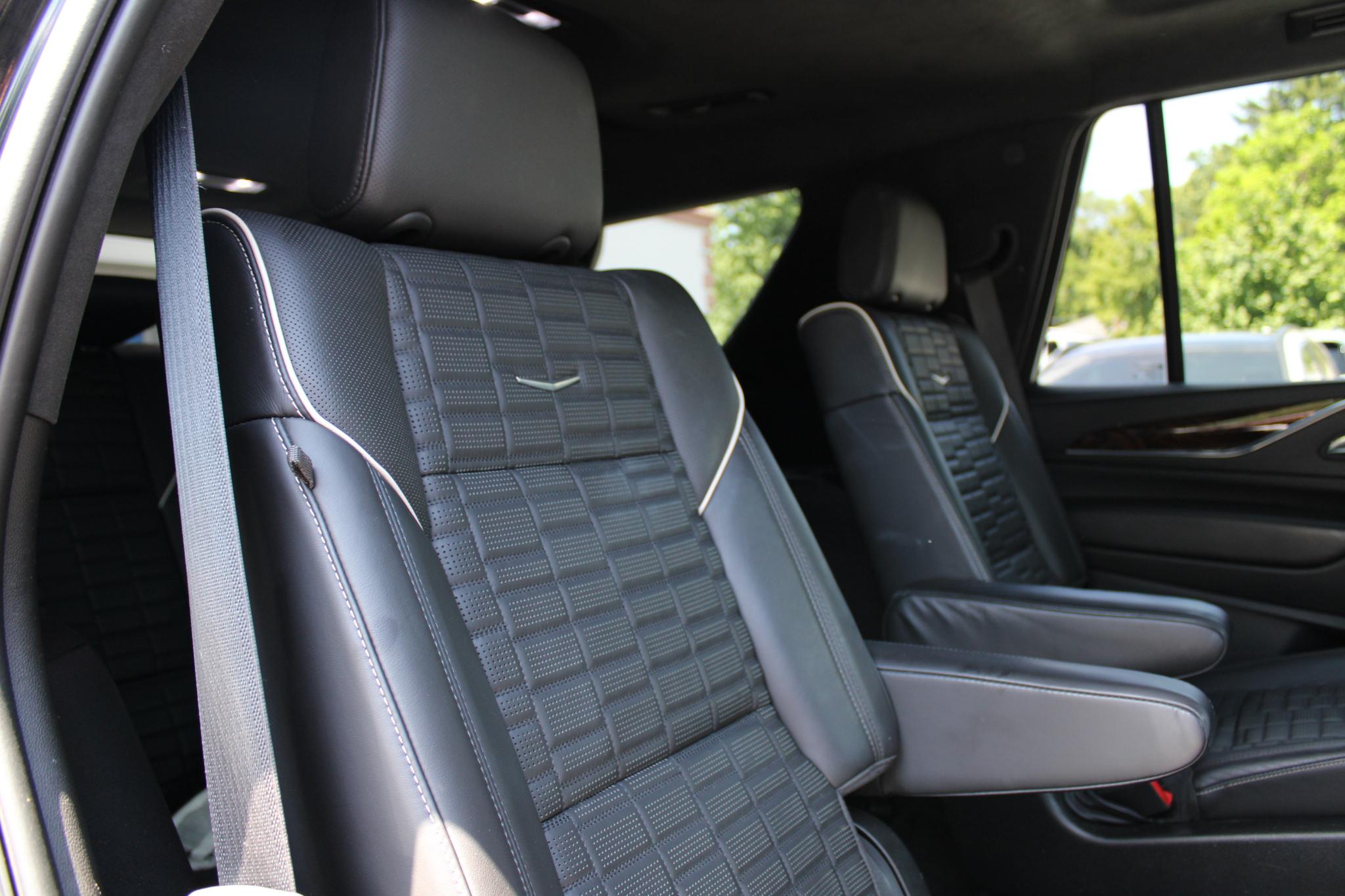 Cadillac Escalade 4WD 4dr Premium Luxury Platinum 2021