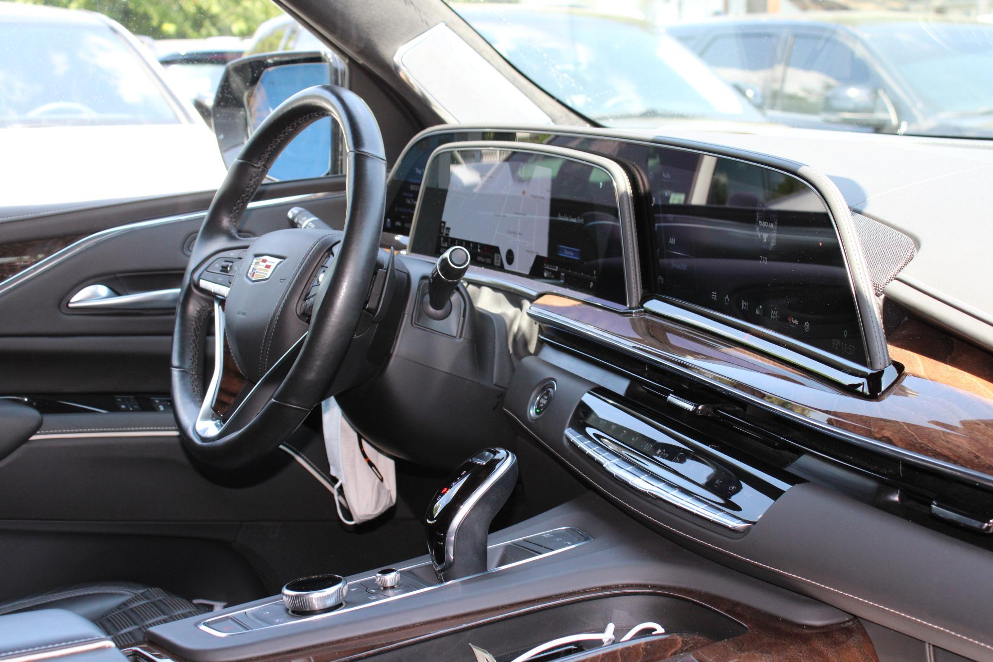 Cadillac Escalade 4WD 4dr Premium Luxury Platinum 2021