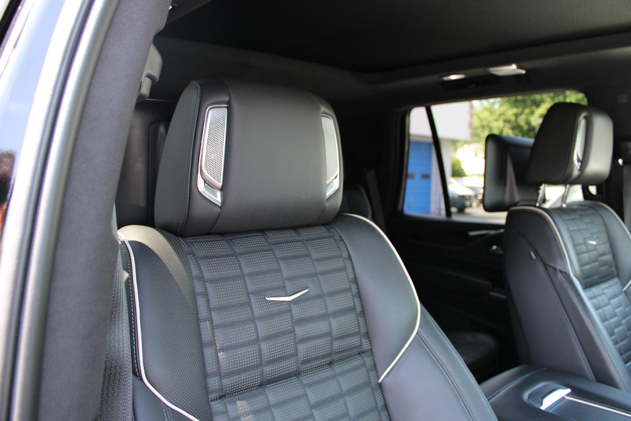 Cadillac Escalade 4WD 4dr Premium Luxury Platinum 2021