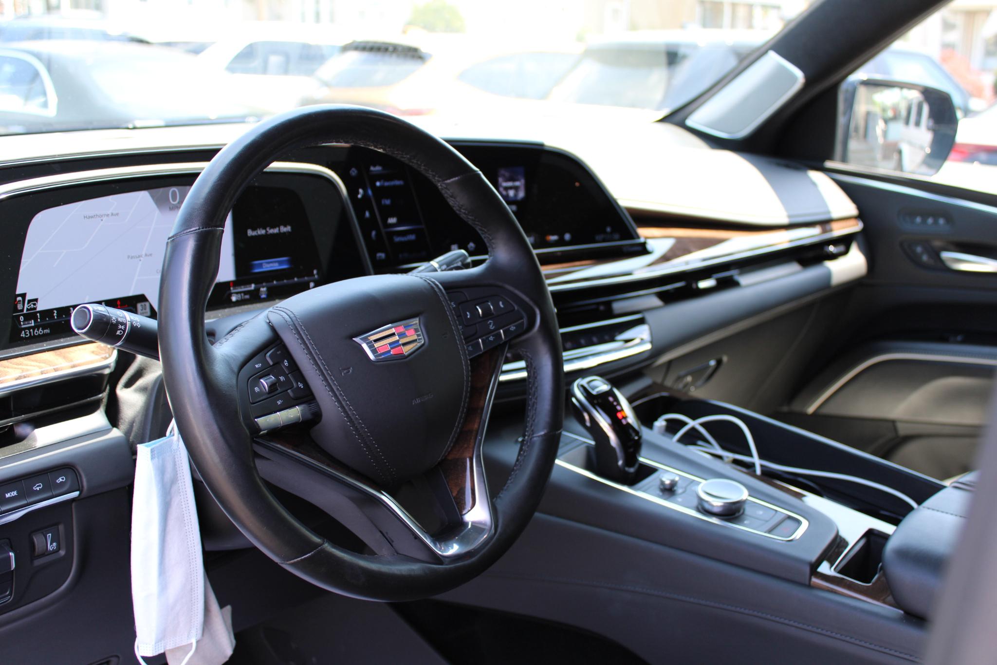 Cadillac Escalade 4WD 4dr Premium Luxury Platinum 2021