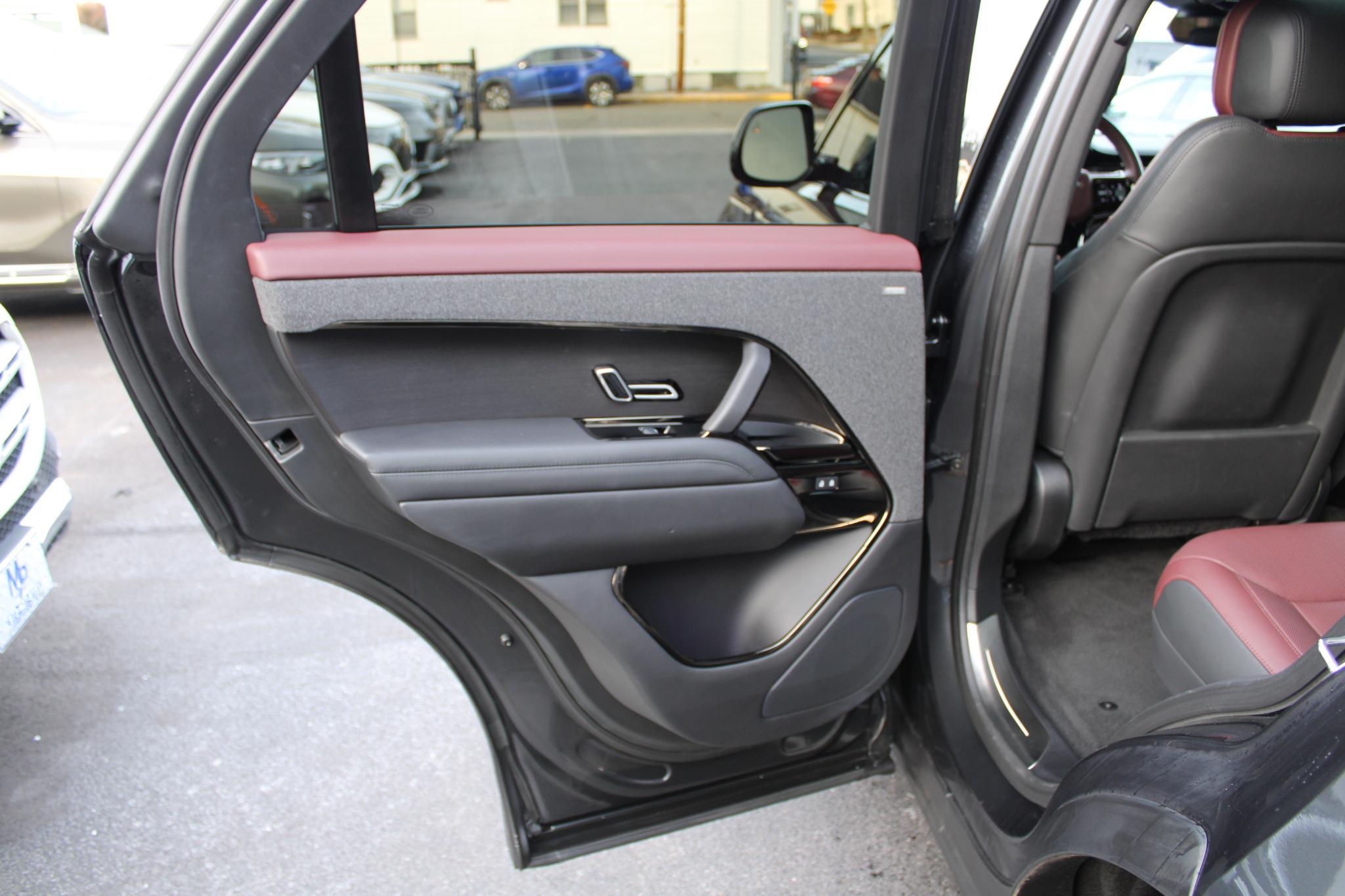 Land Rover Range Rover Sport P400 SE Dynamic 2023