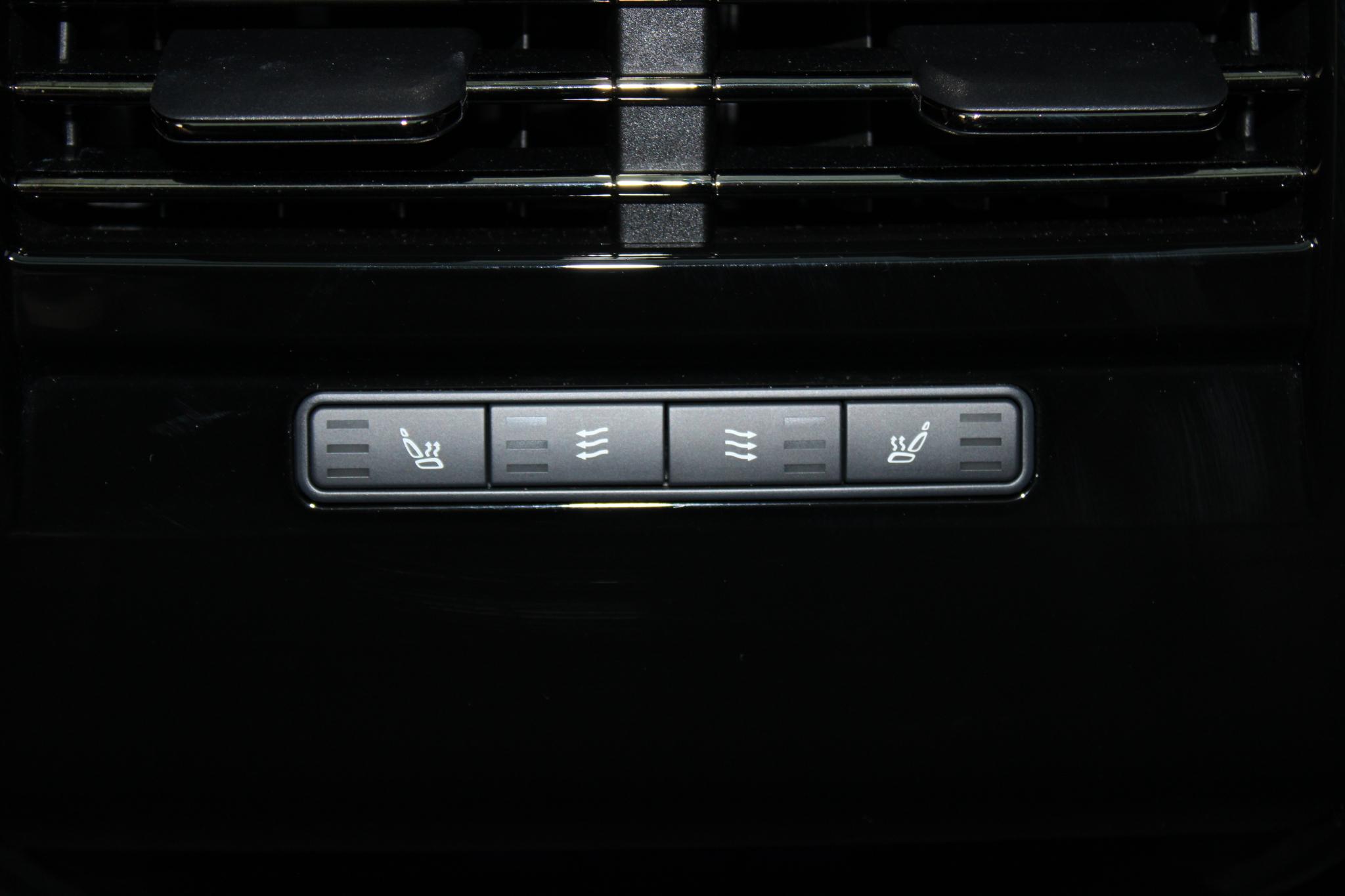 Land Rover Range Rover Sport P400 SE Dynamic 2023