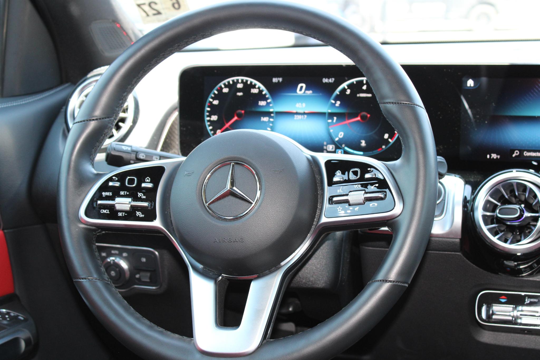 Mercedes-Benz GLB GLB 250 4MATIC SUV 2022