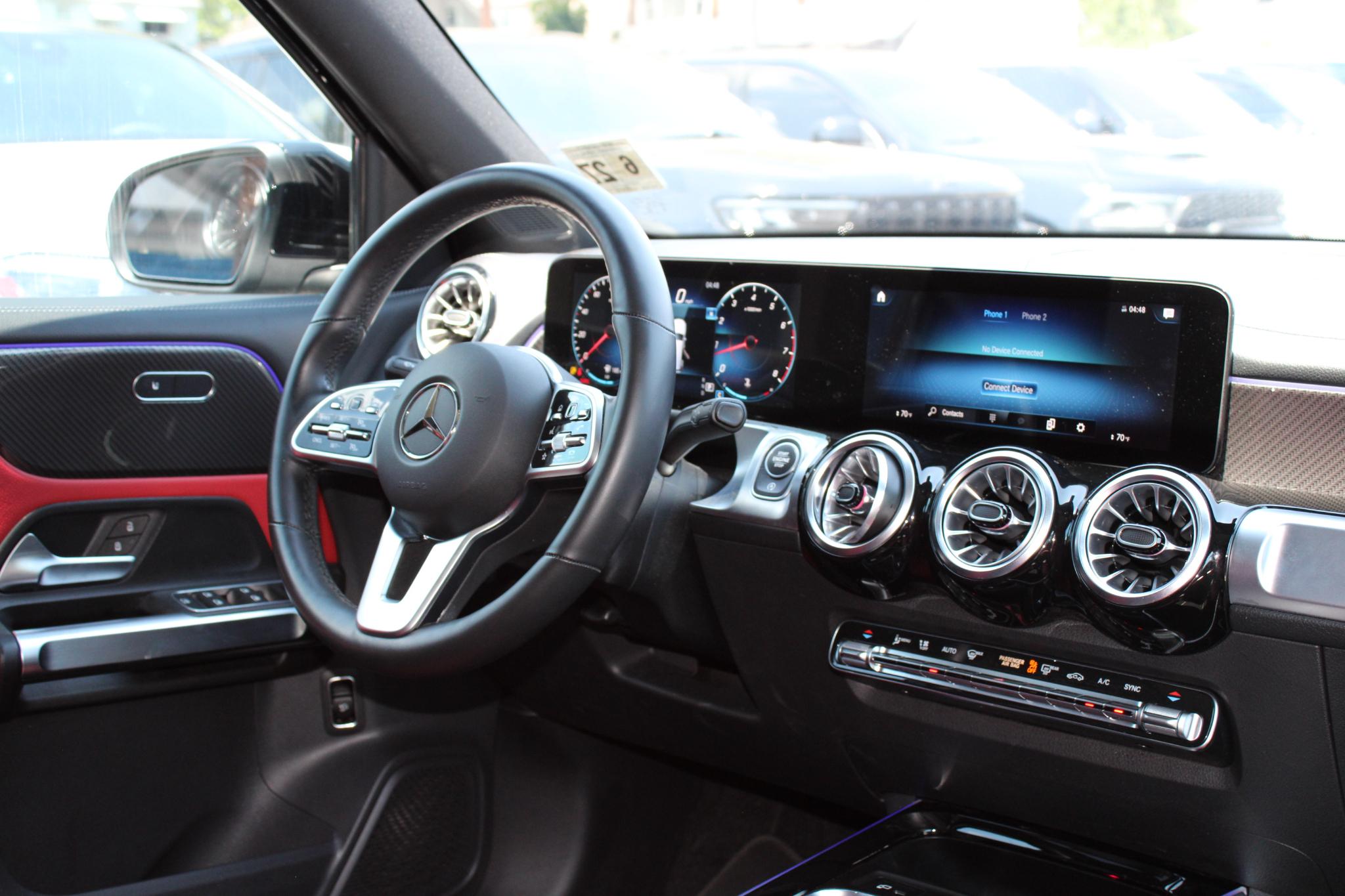 Mercedes-Benz GLB GLB 250 4MATIC SUV 2022