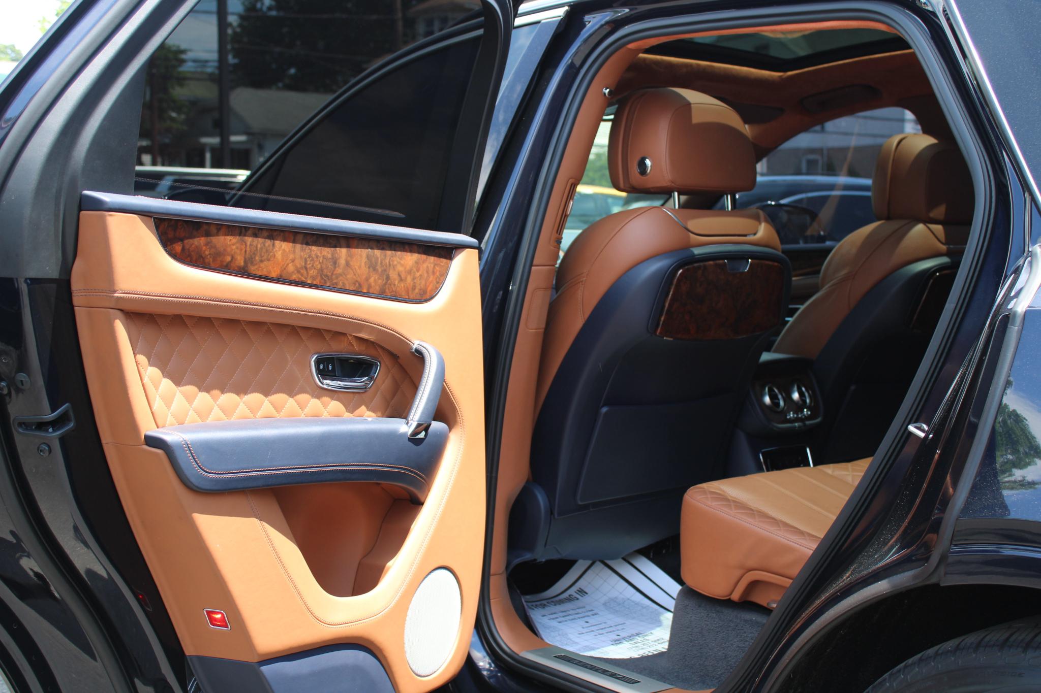 Bentley Bentayga Onyx Edition AWD 2018