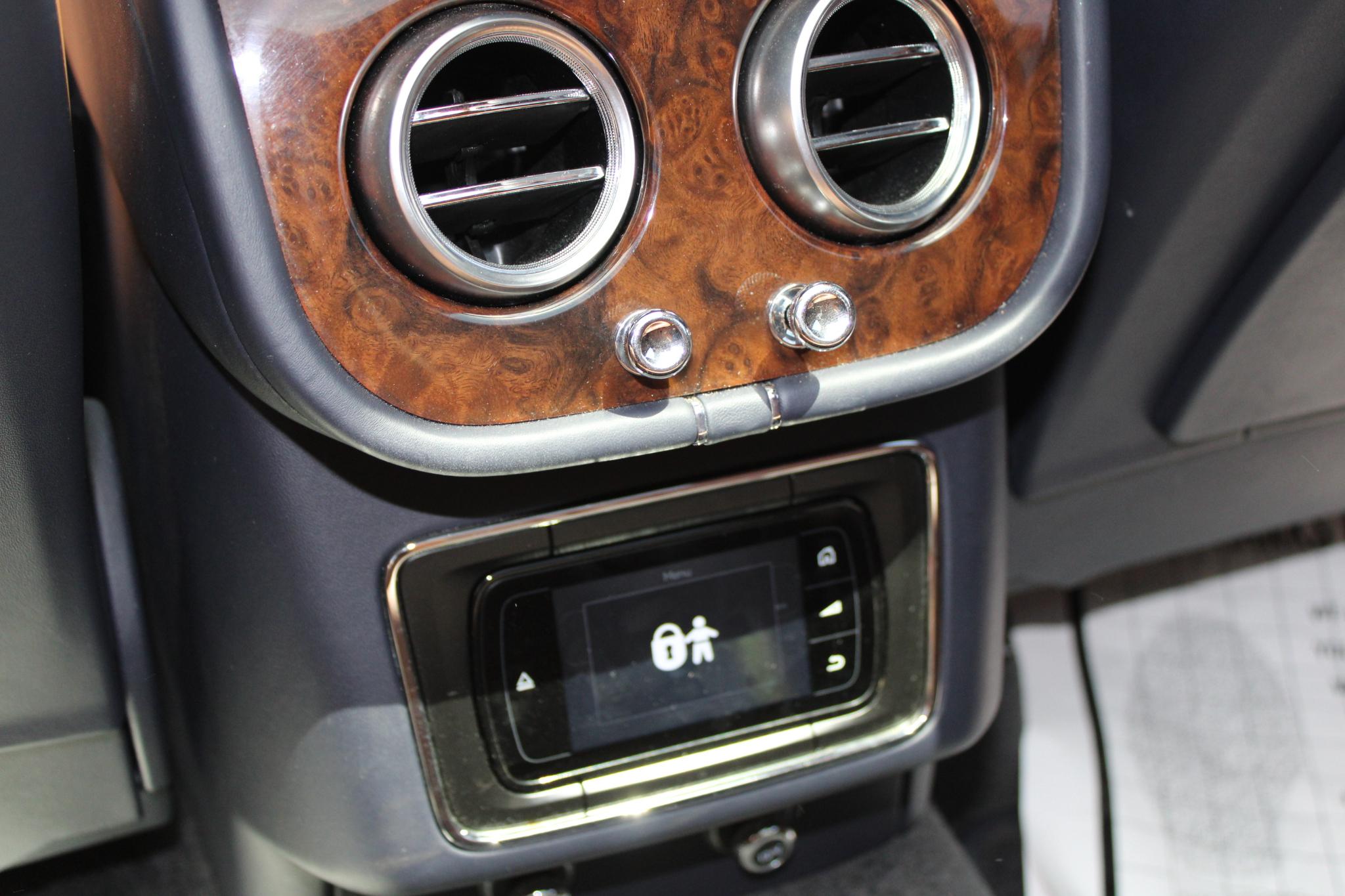 Bentley Bentayga Onyx Edition AWD 2018