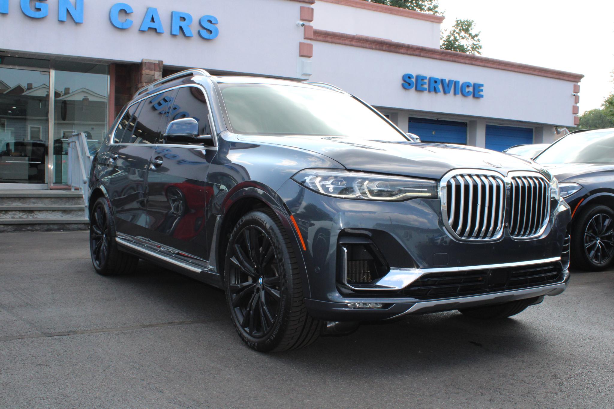 BMW X7 xDrive50i Sports Activity Vehicle 2019