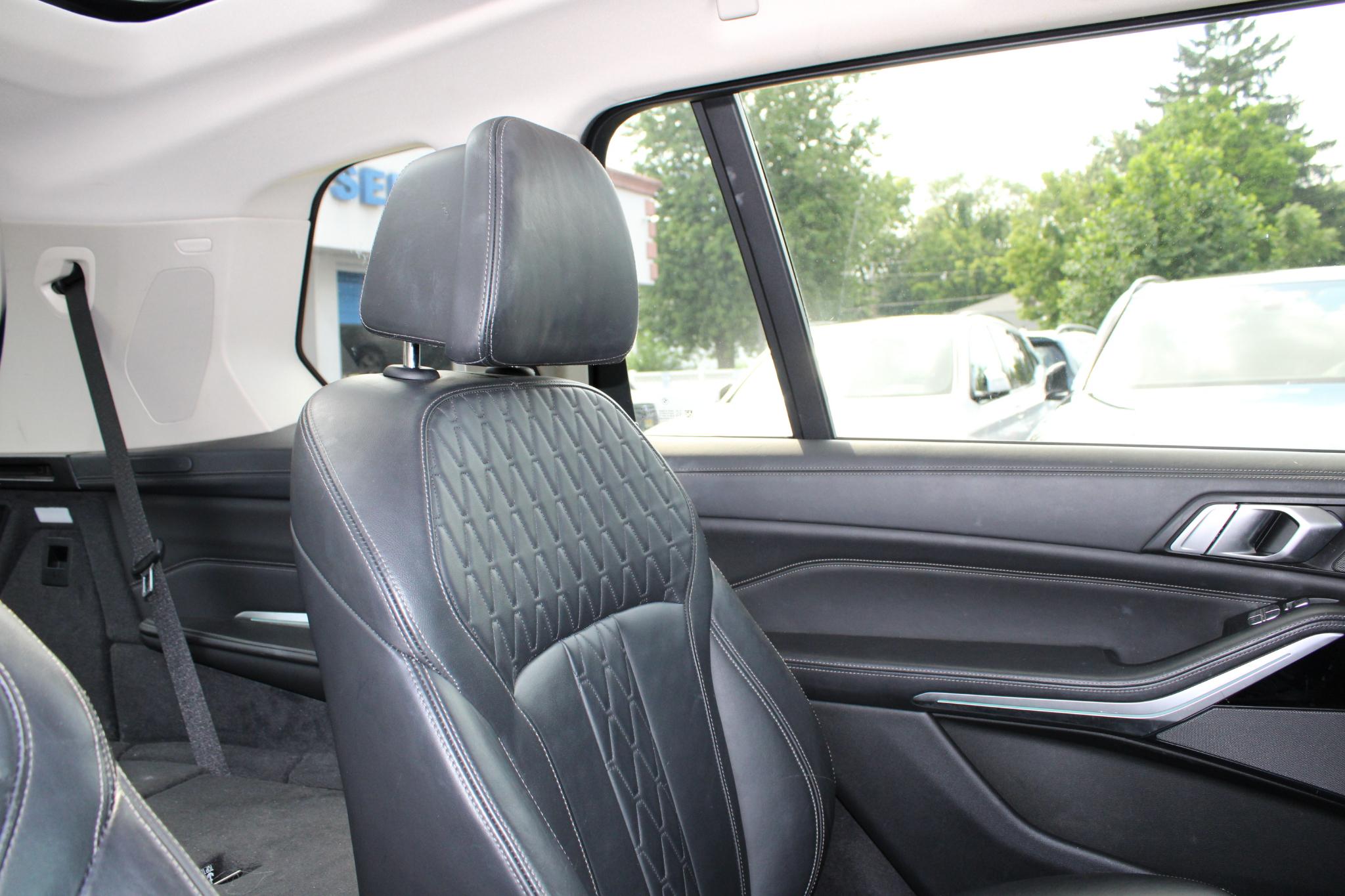 BMW X7 xDrive50i Sports Activity Vehicle 2019