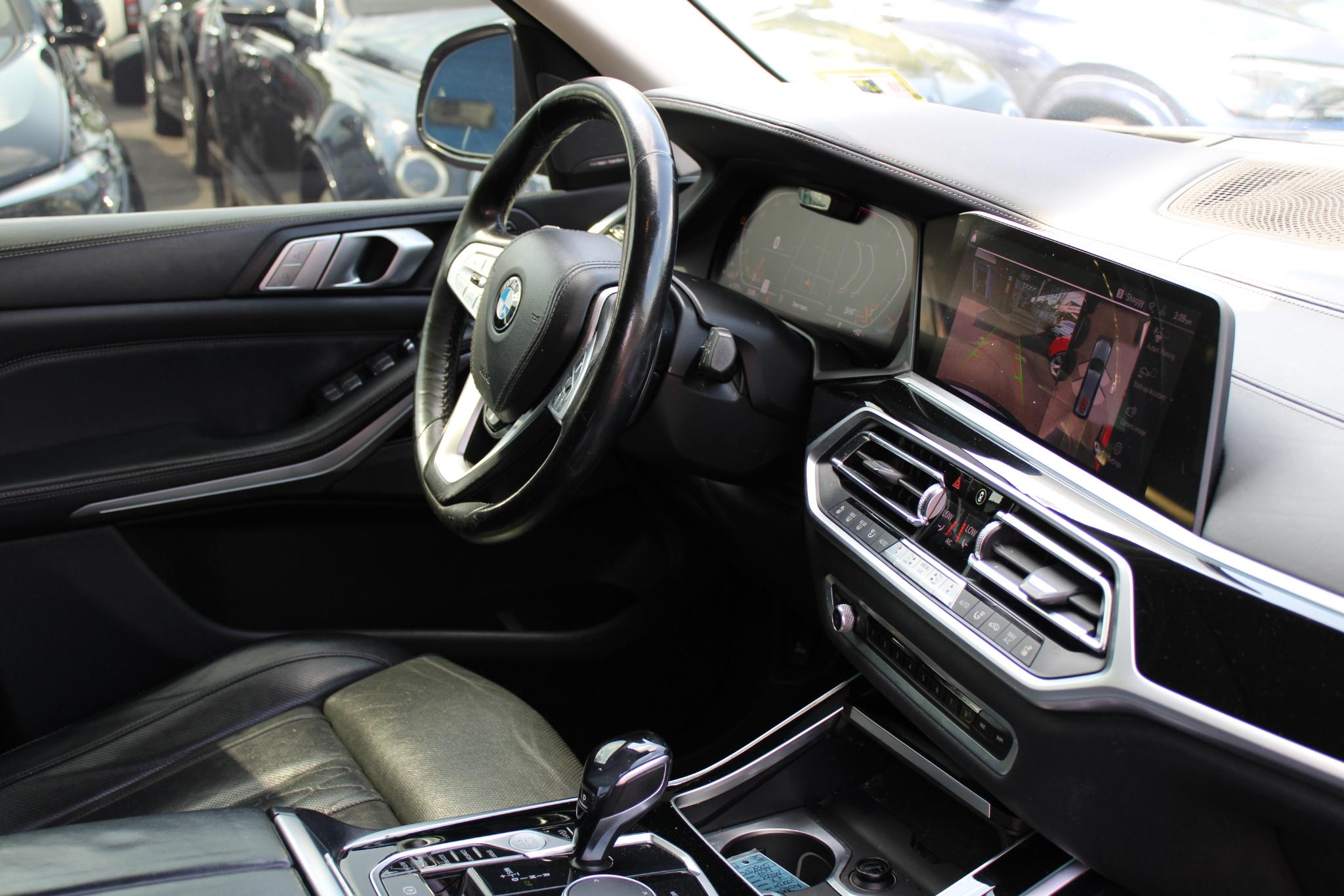 BMW X7 xDrive50i Sports Activity Vehicle 2019
