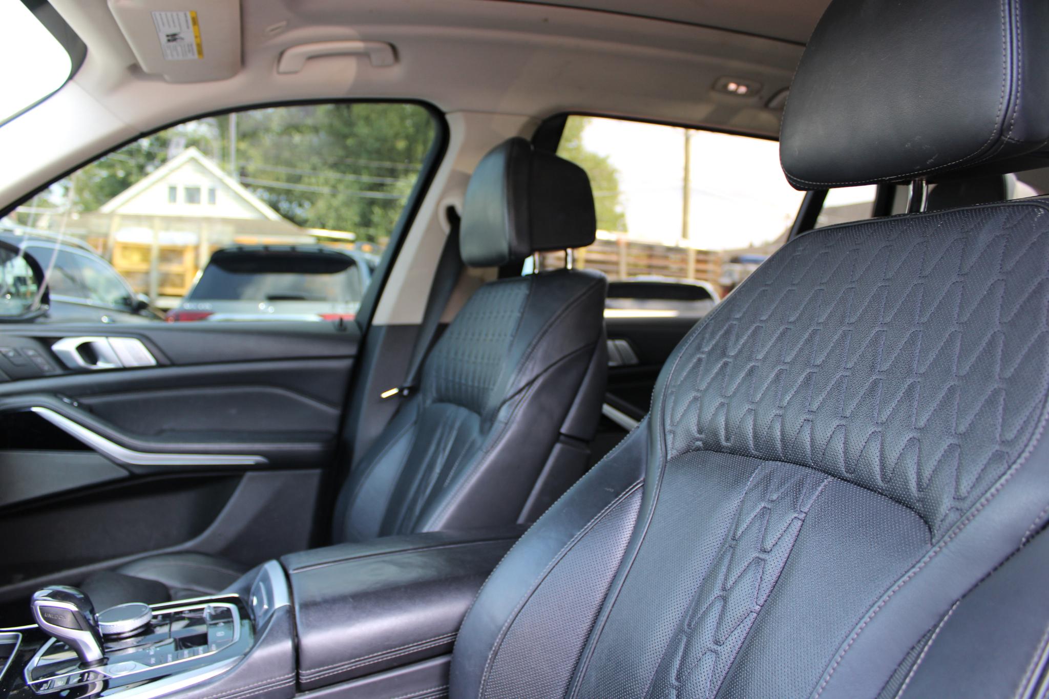 BMW X7 xDrive50i Sports Activity Vehicle 2019