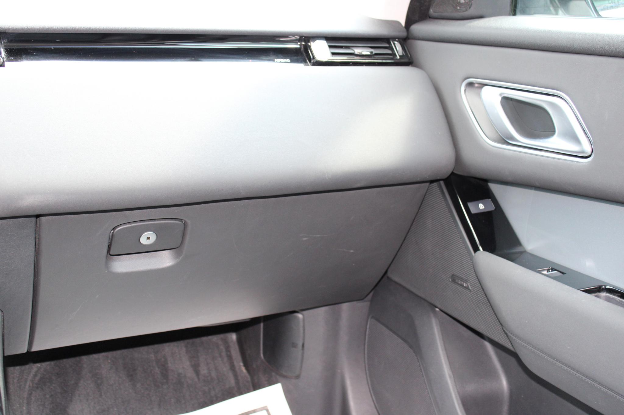 Land Rover Range Rover Velar P250 S 2024