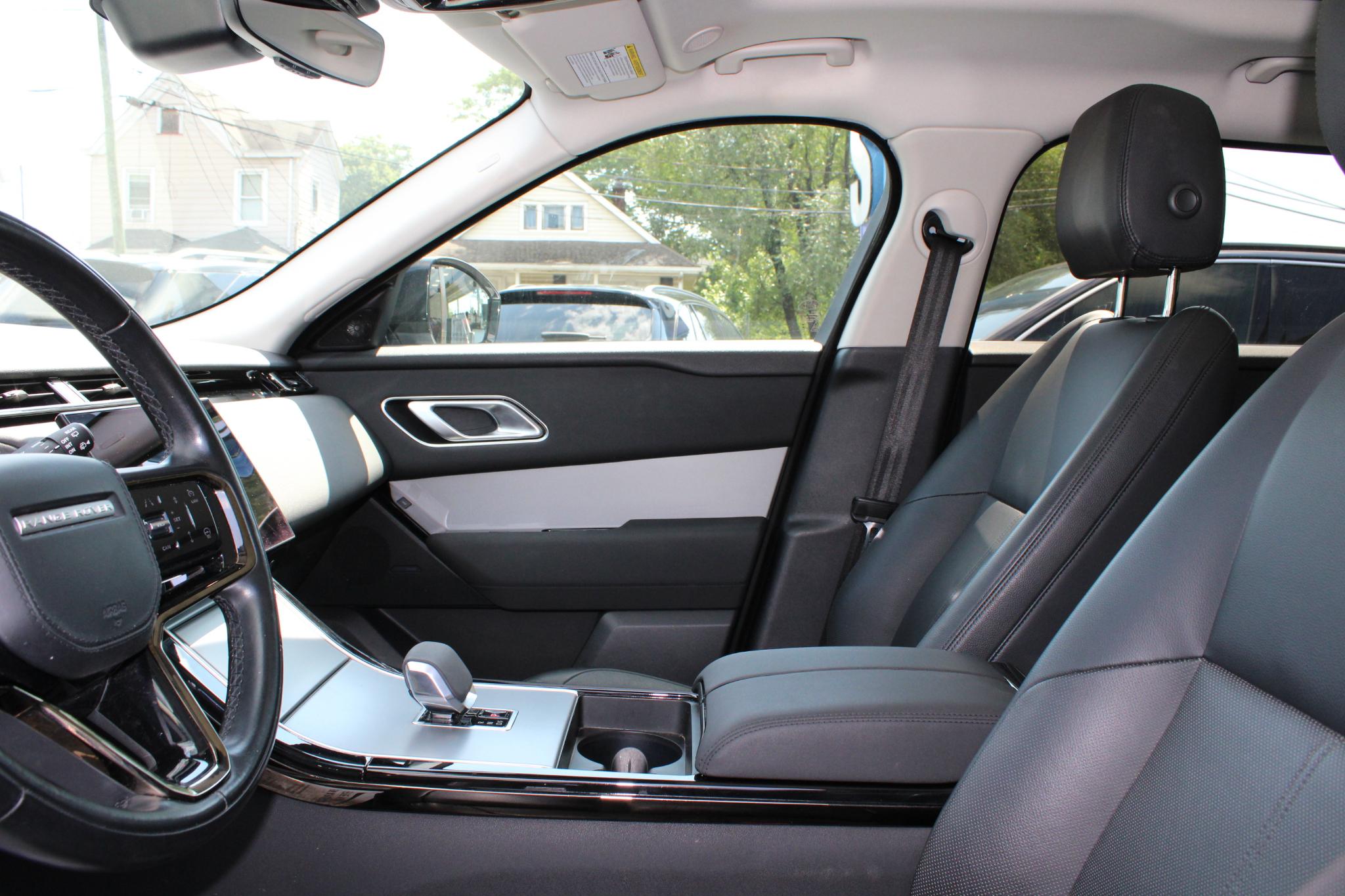 Land Rover Range Rover Velar P250 S 2024