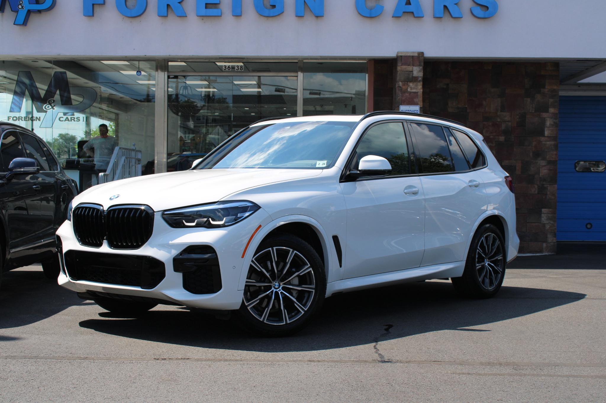 BMW X5 xDrive40i Sports Activity Vehicle 2023