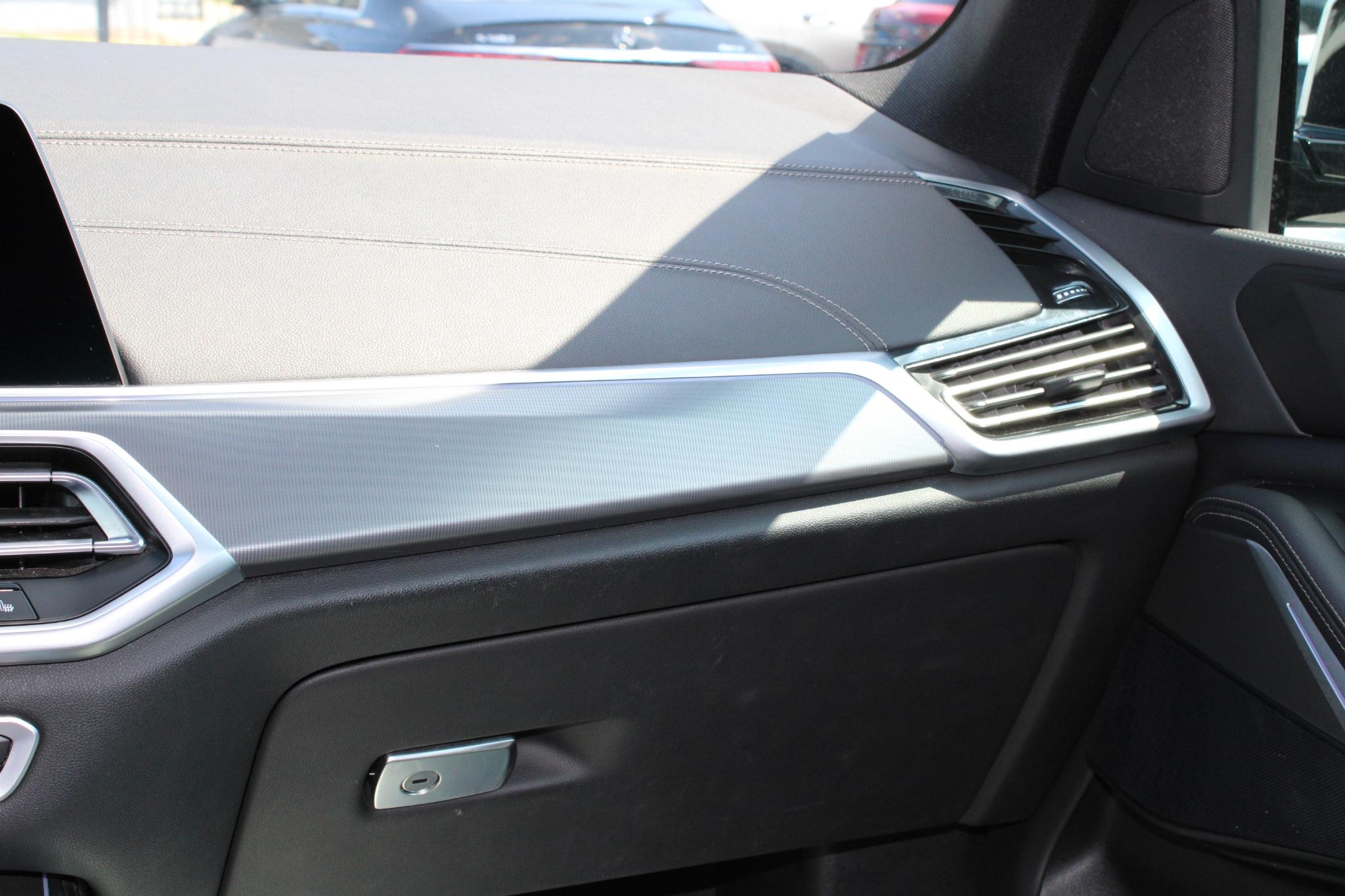 BMW X5 xDrive40i Sports Activity Vehicle 2023