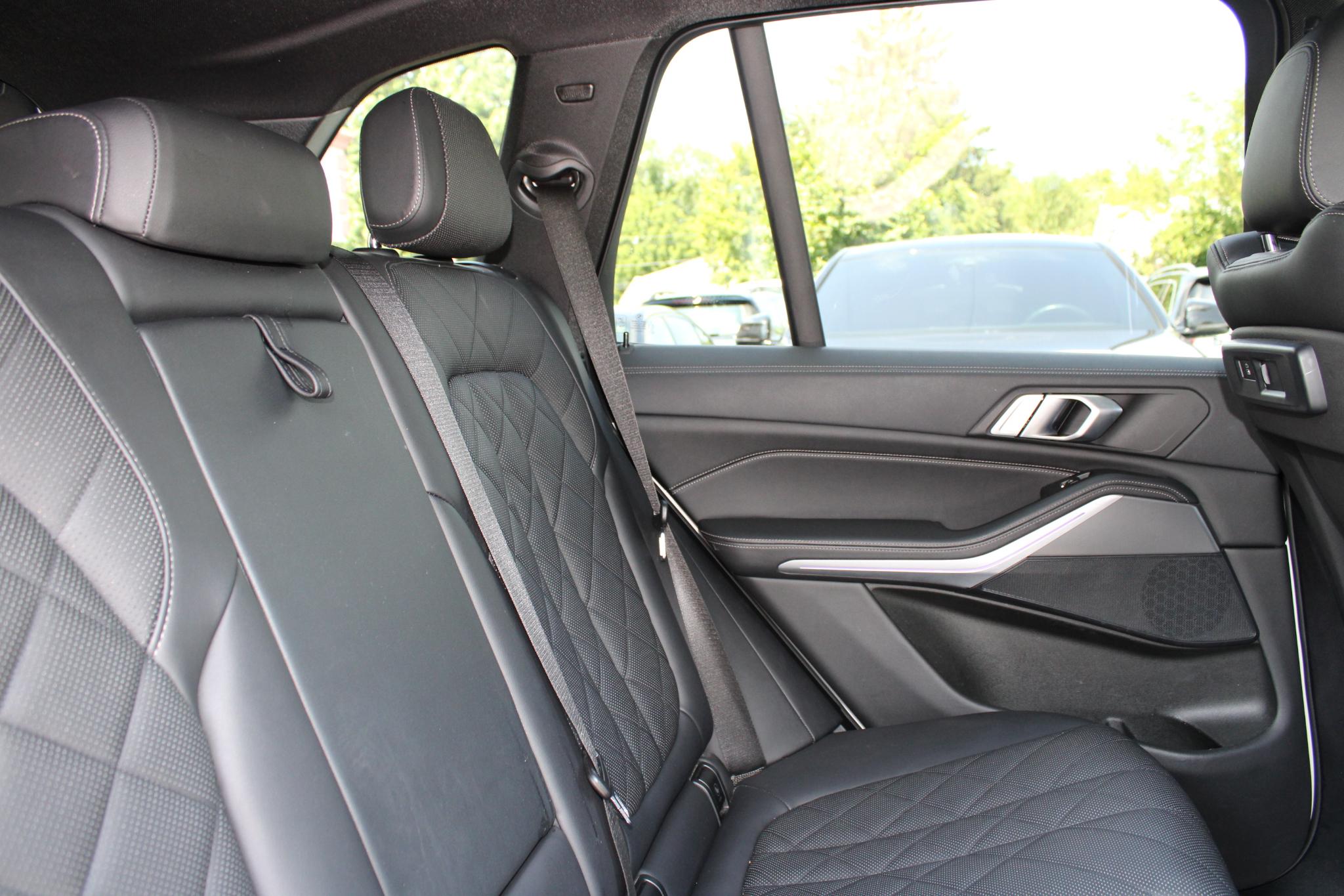 BMW X5 xDrive40i Sports Activity Vehicle 2023
