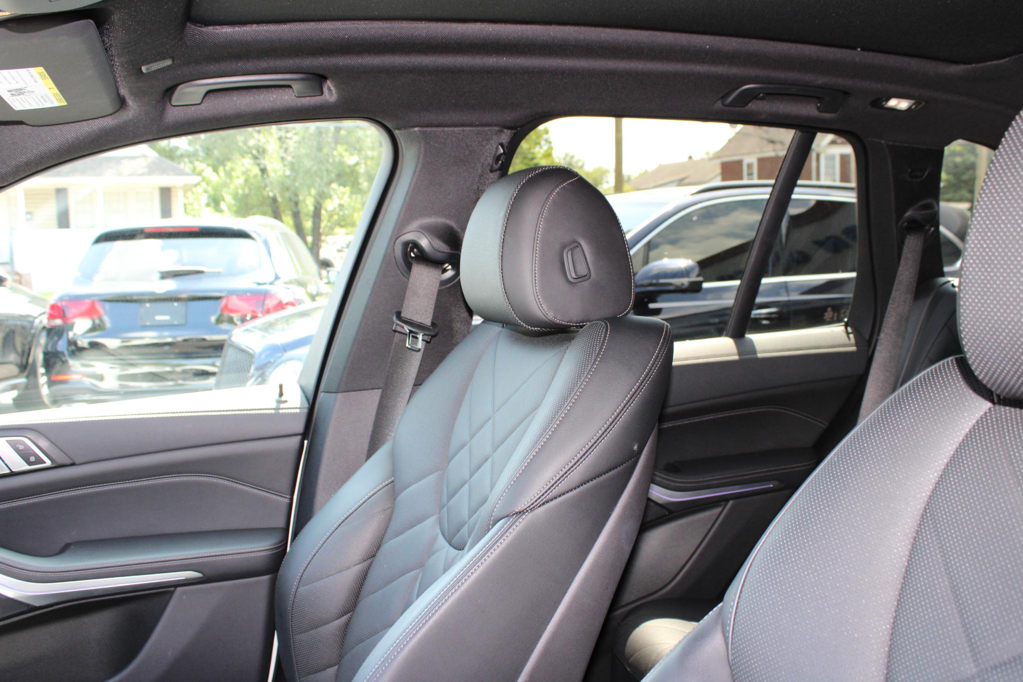 BMW X5 xDrive40i Sports Activity Vehicle 2023