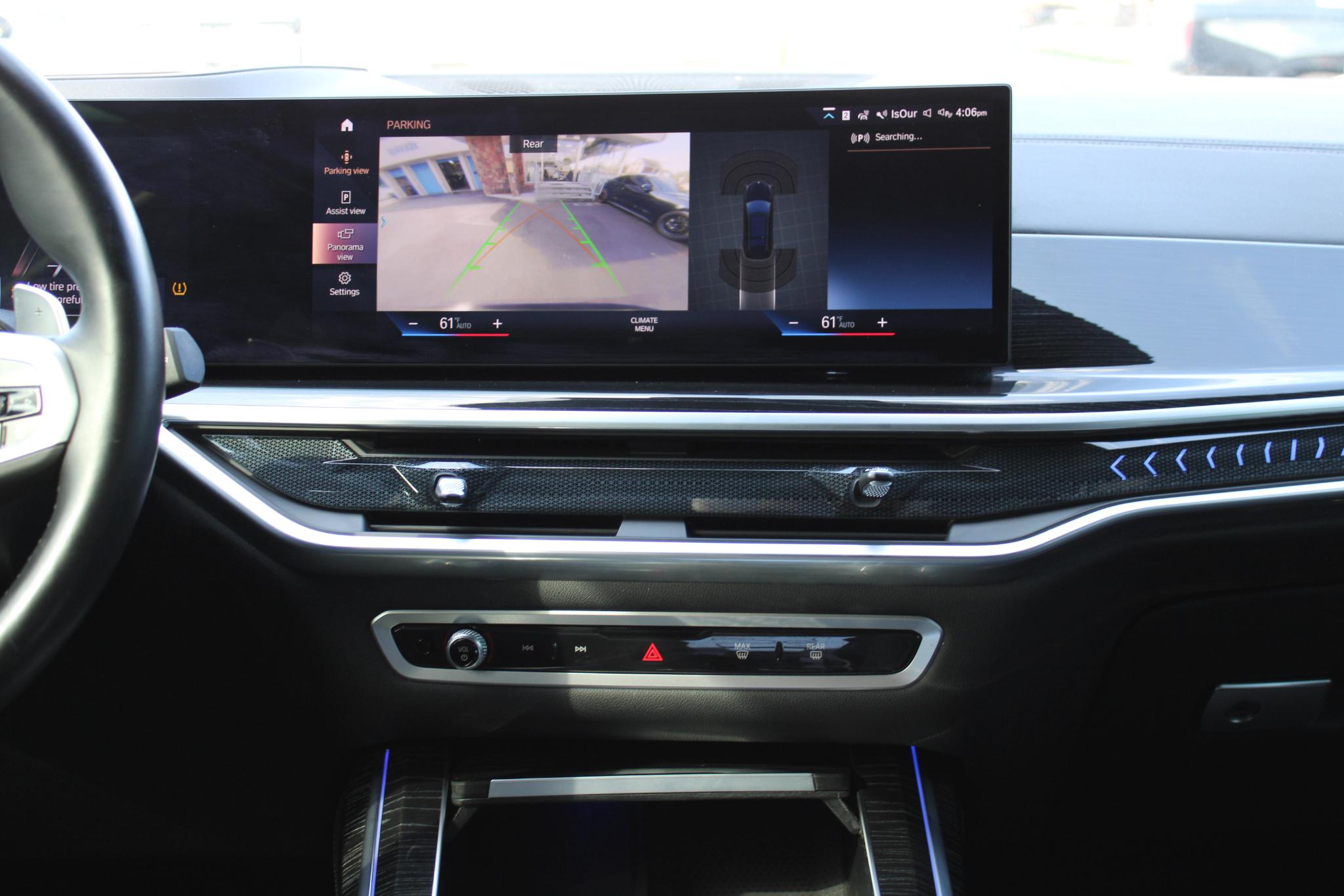 BMW X7 xDrive40i Sports Activity Vehicle 2023