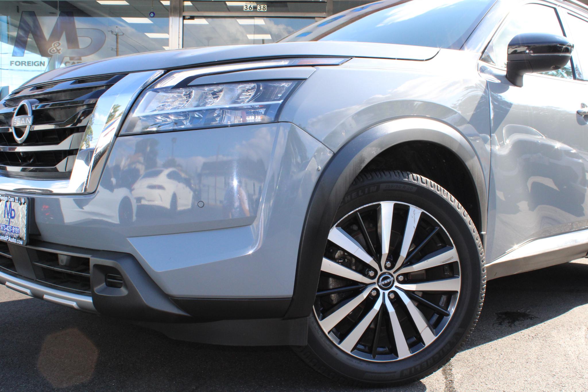Nissan Pathfinder Platinum 4WD 2023