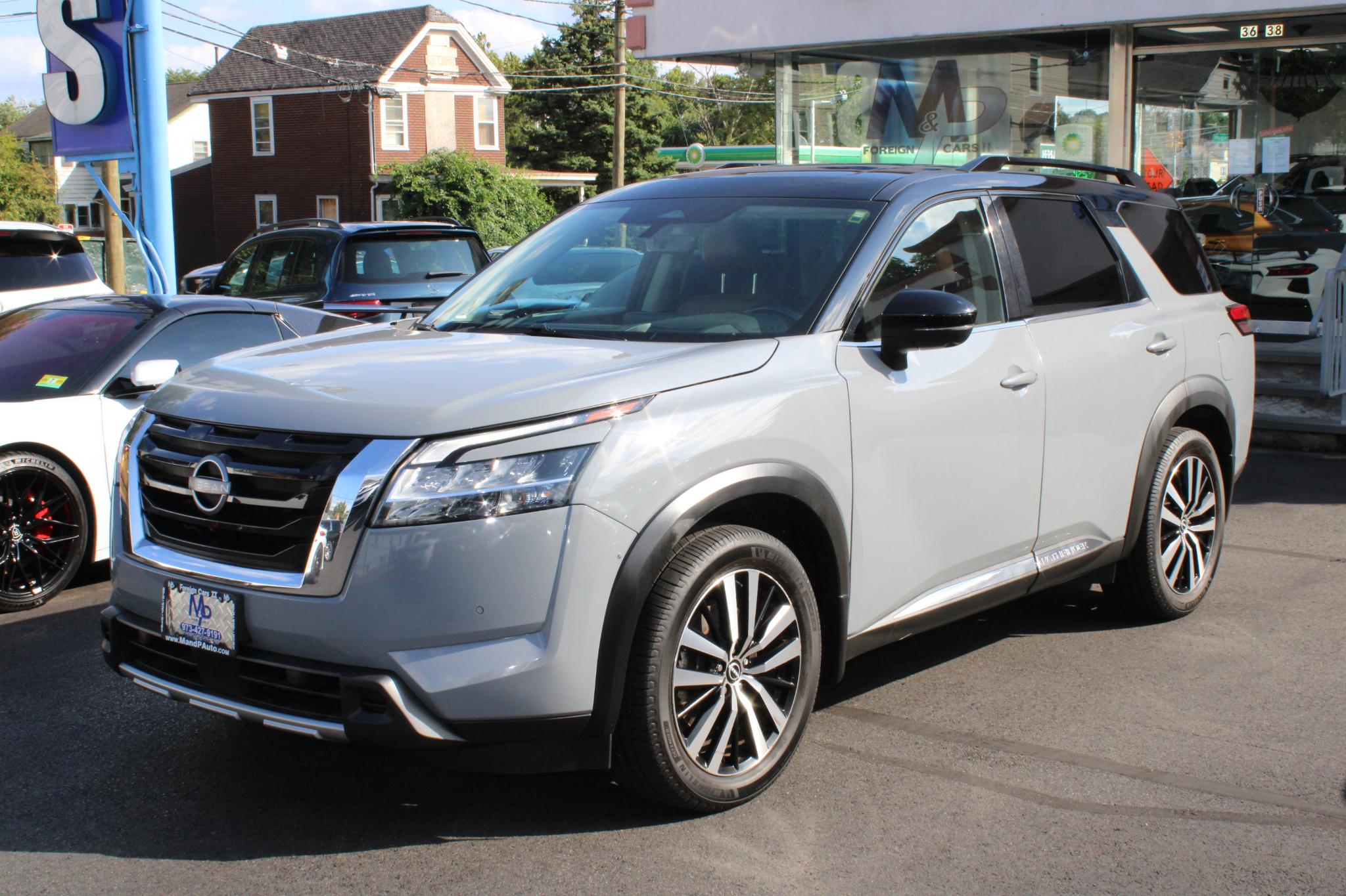 Nissan Pathfinder Platinum 4WD 2023