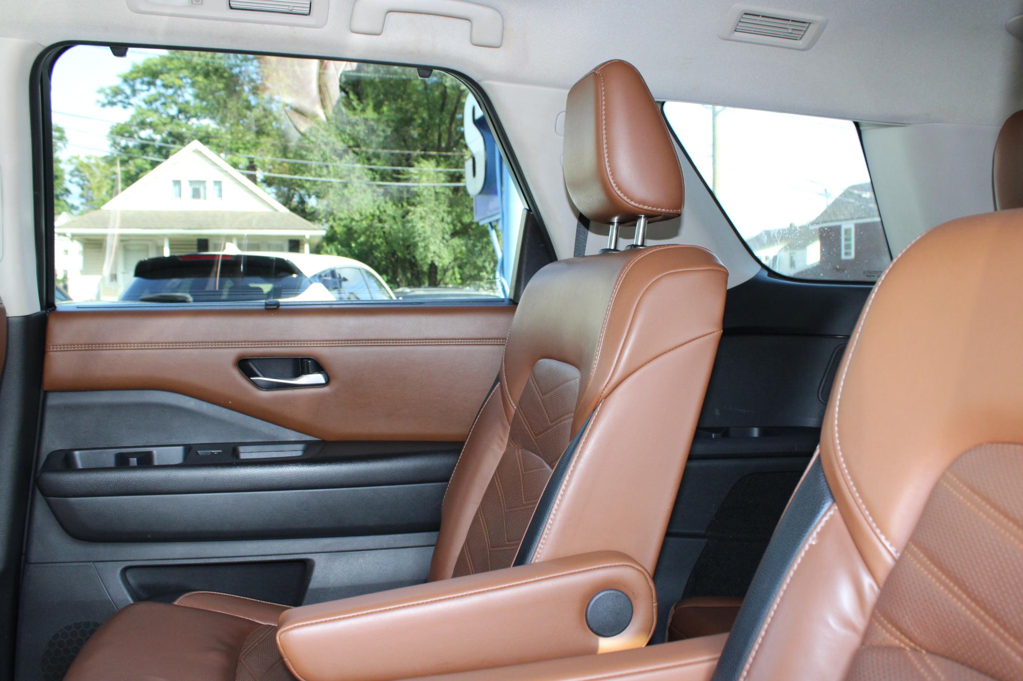 Nissan Pathfinder Platinum 4WD 2023
