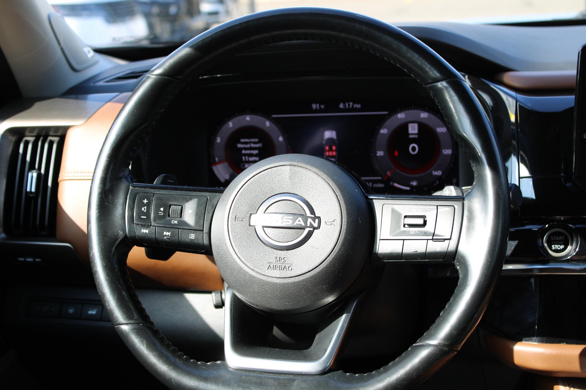 Nissan Pathfinder Platinum 4WD 2023