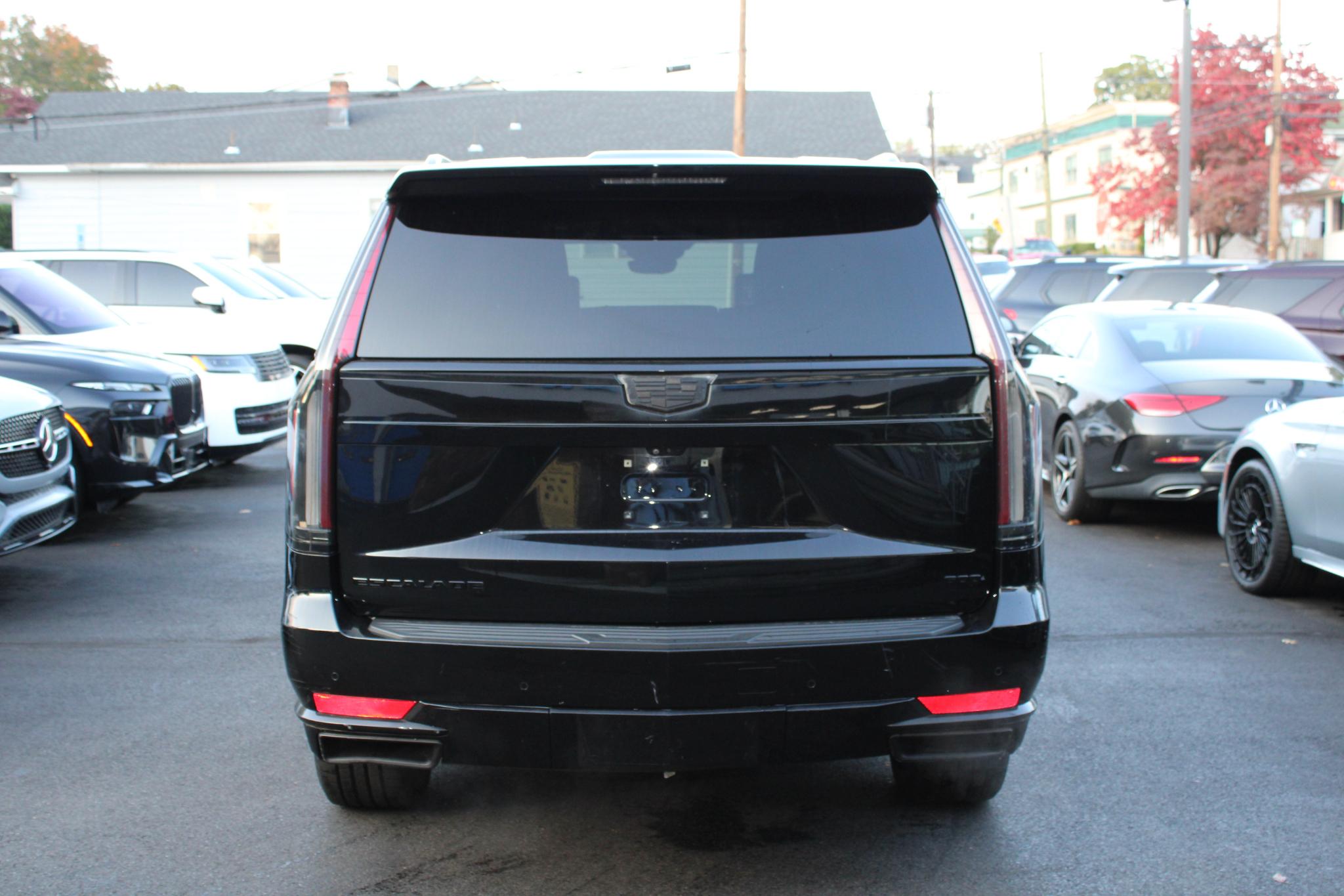 Cadillac Escalade ESV 4WD 4dr Premium Luxury 2021
