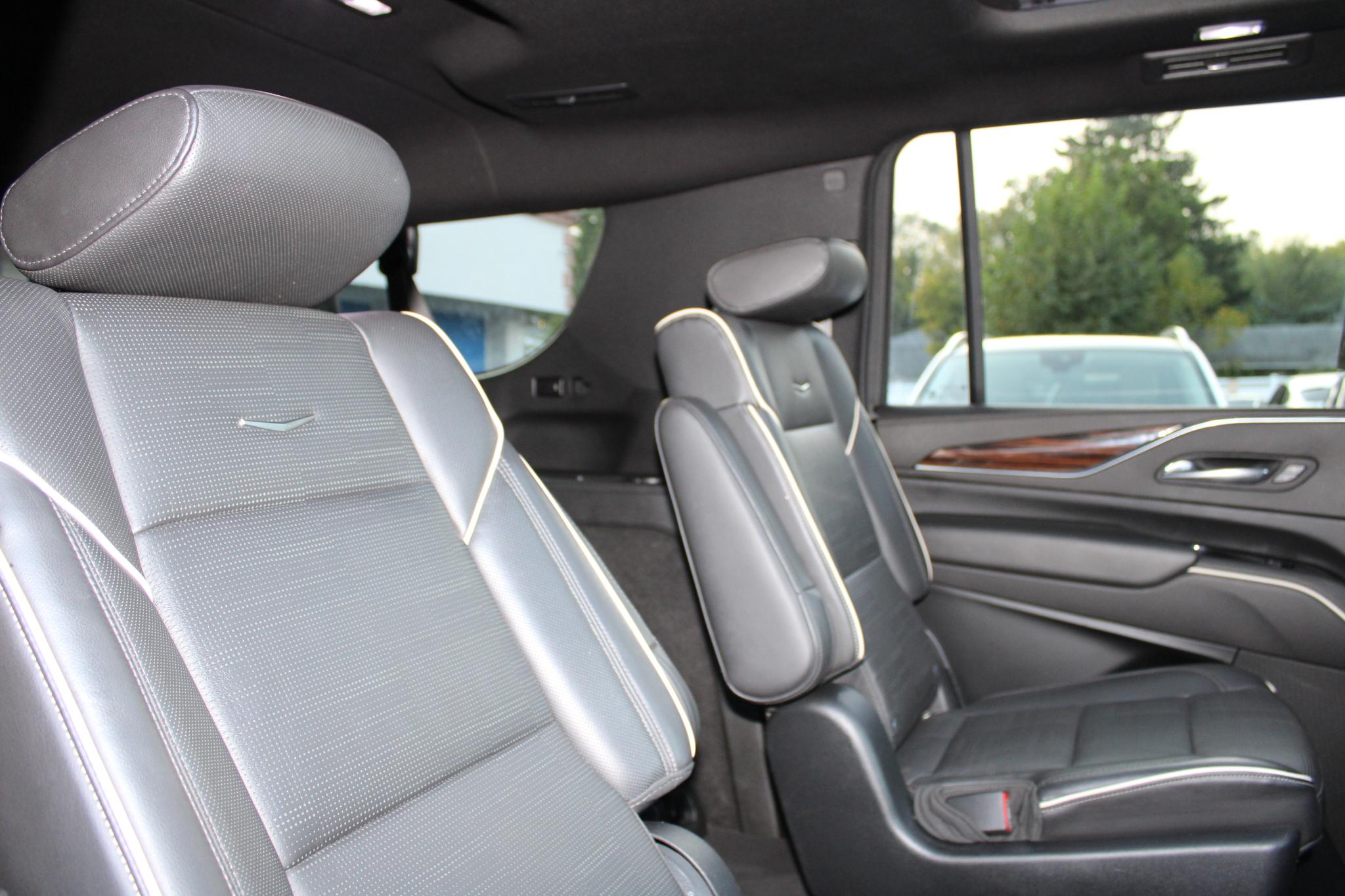 Cadillac Escalade ESV 4WD 4dr Premium Luxury 2021