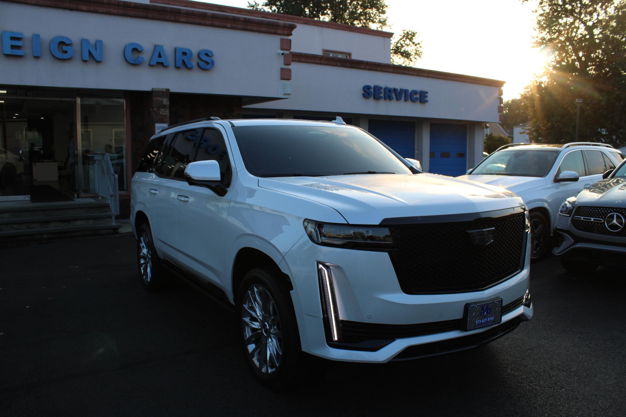Cadillac Escalade 4WD 4dr Premium Luxury 2023