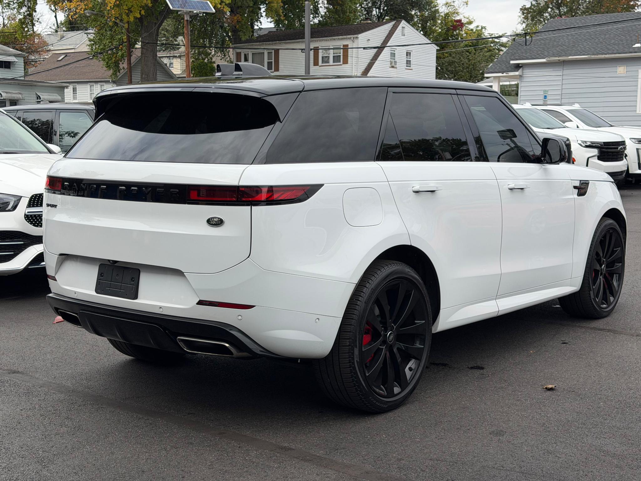 Land Rover Range Rover Sport P400 SE Dynamic 2023