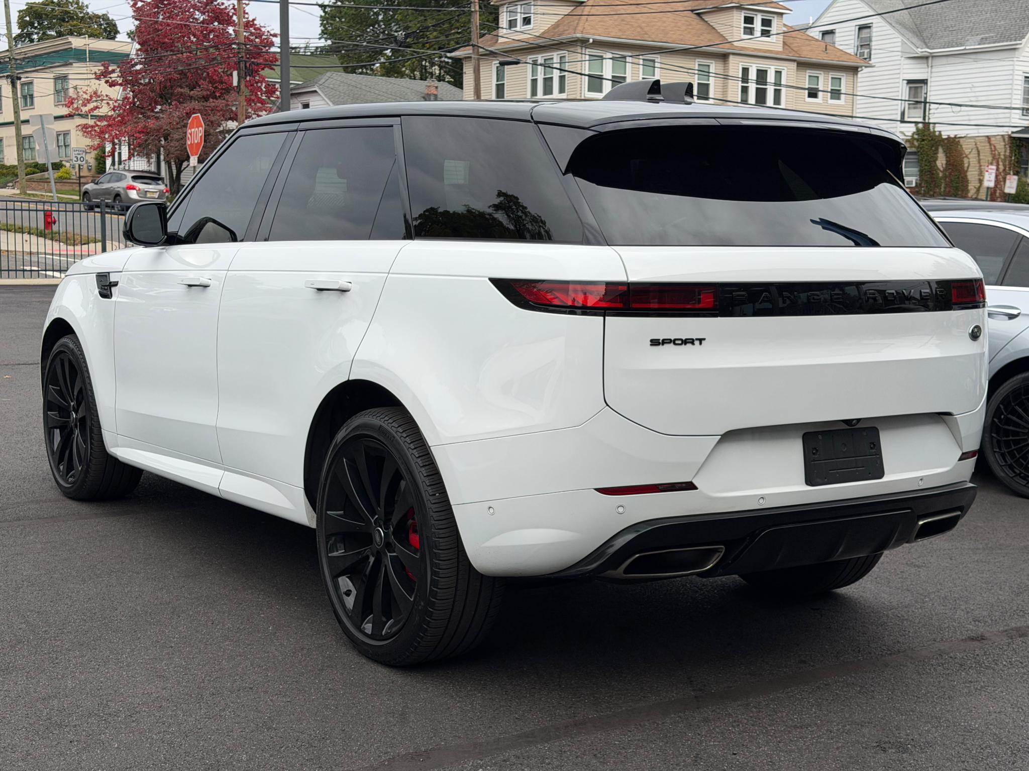 Land Rover Range Rover Sport P400 SE Dynamic 2023