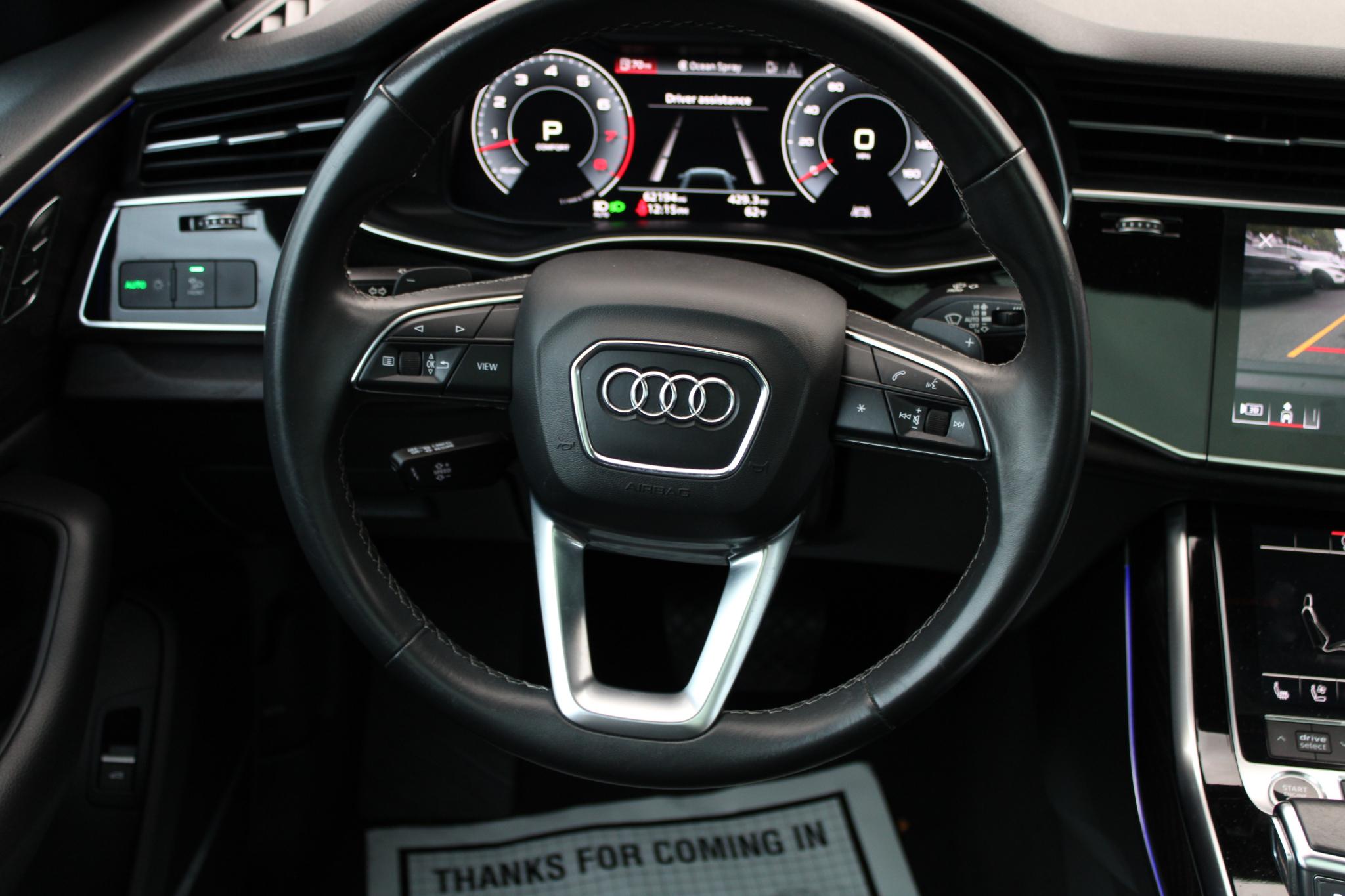 Audi Q8 Premium Plus 55 TFSI quattro 2021