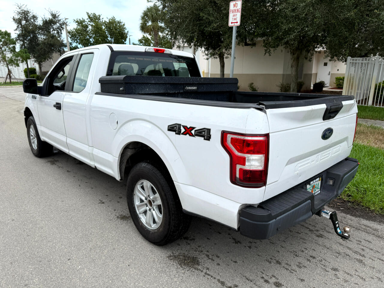 Ford F-150 XL SuperCab 6.5-ft. Bed 4WD 2019 Ford F-150 XL SuperCab 6.5-ft. Bed 4WD 2019