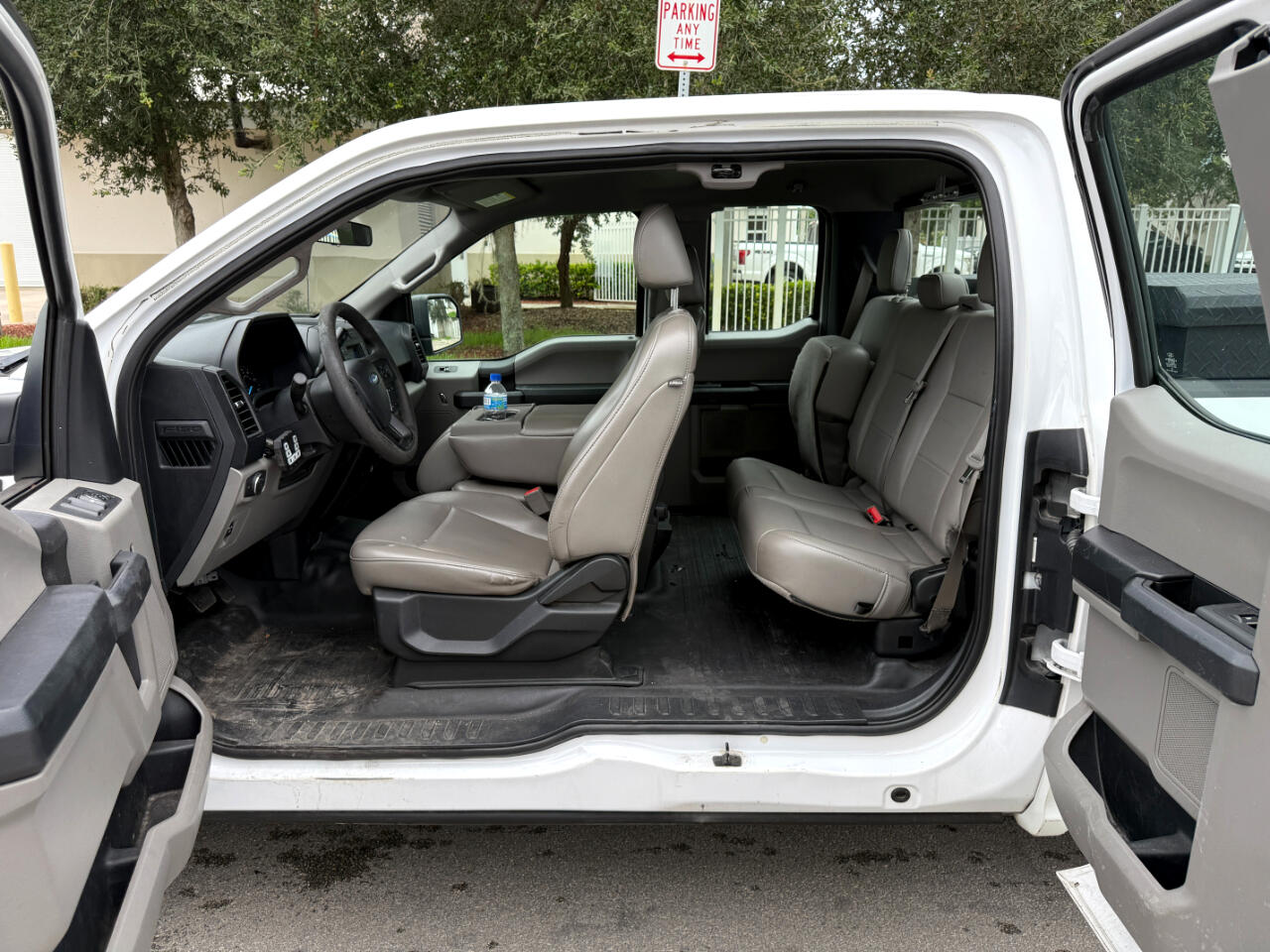 Ford F-150 XL SuperCab 6.5-ft. Bed 4WD 2019 Ford F-150 XL SuperCab 6.5-ft. Bed 4WD 2019