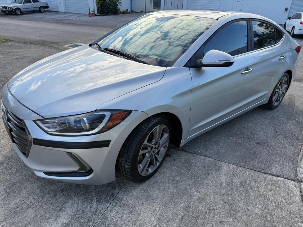 Hyundai Elantra Limited 2017