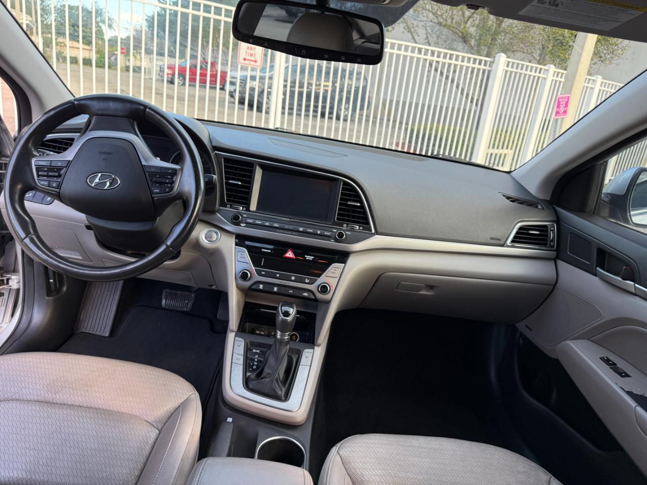 Hyundai Elantra Limited 2017