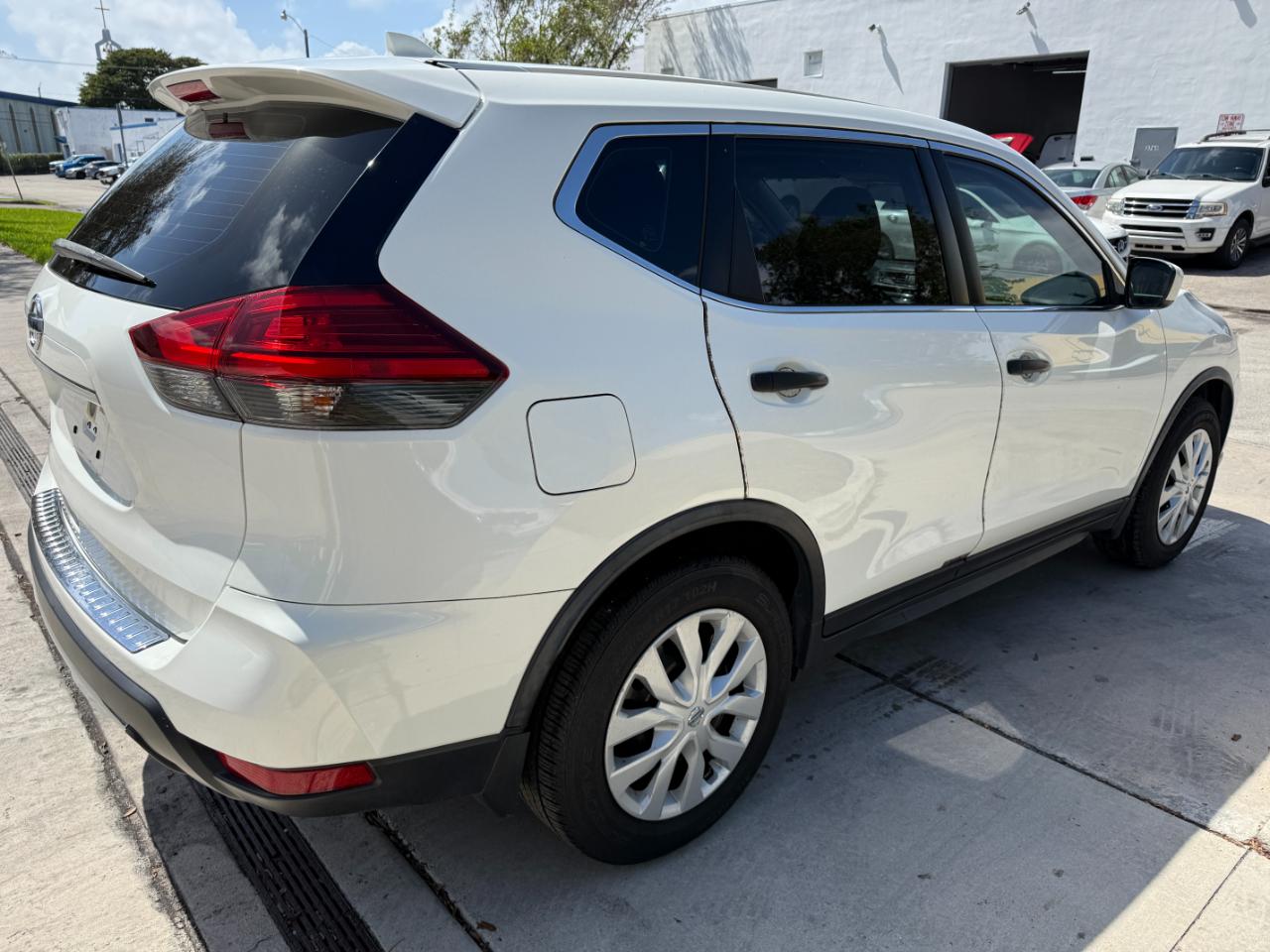 Nissan Rogue S 2WD 2017