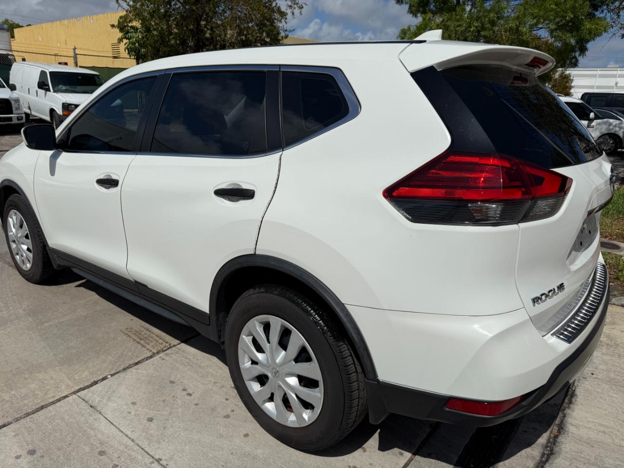 Nissan Rogue S 2WD 2017