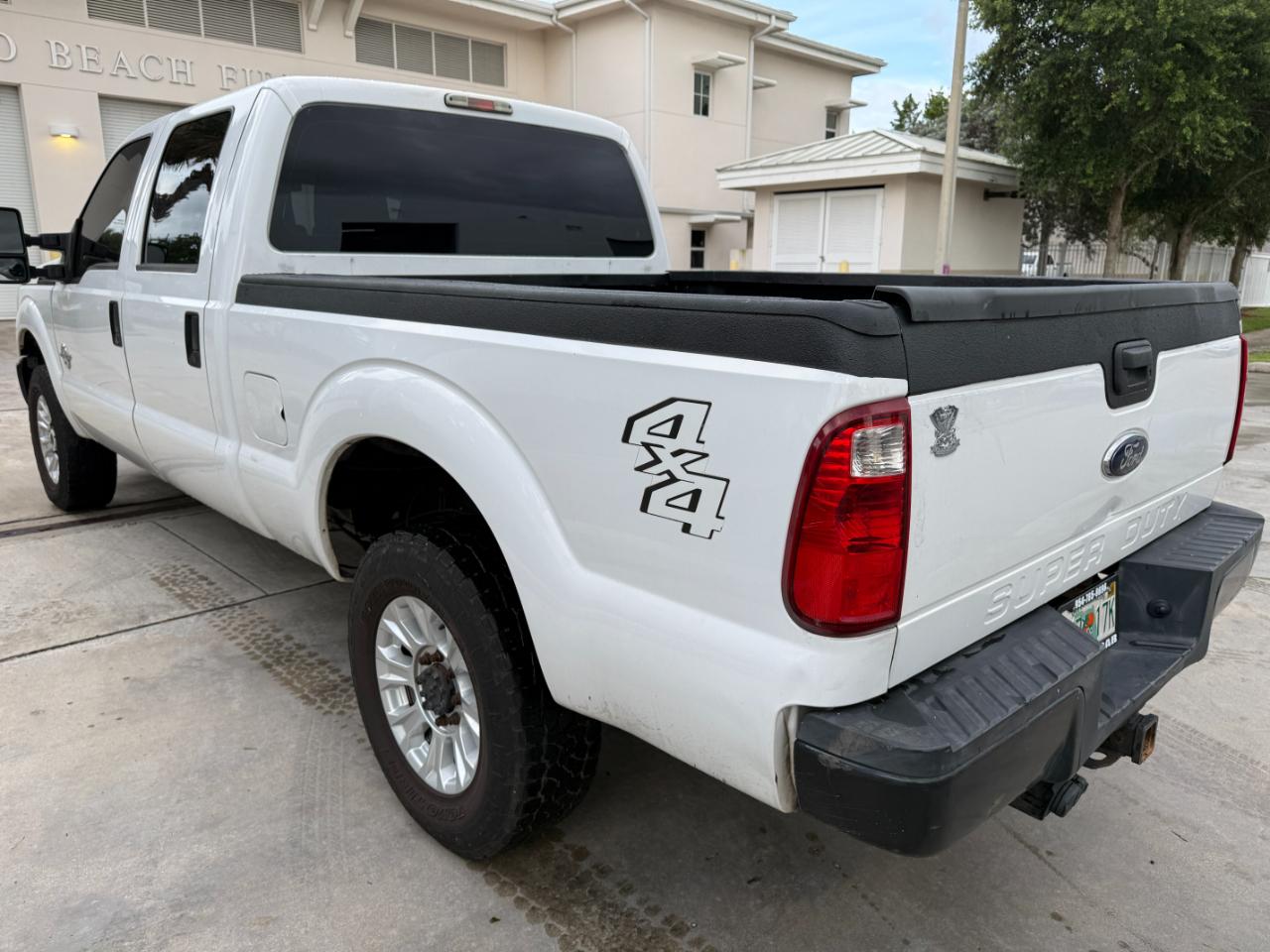 Ford F-250 SD XLT Crew Cab Long Bed 4WD 2016