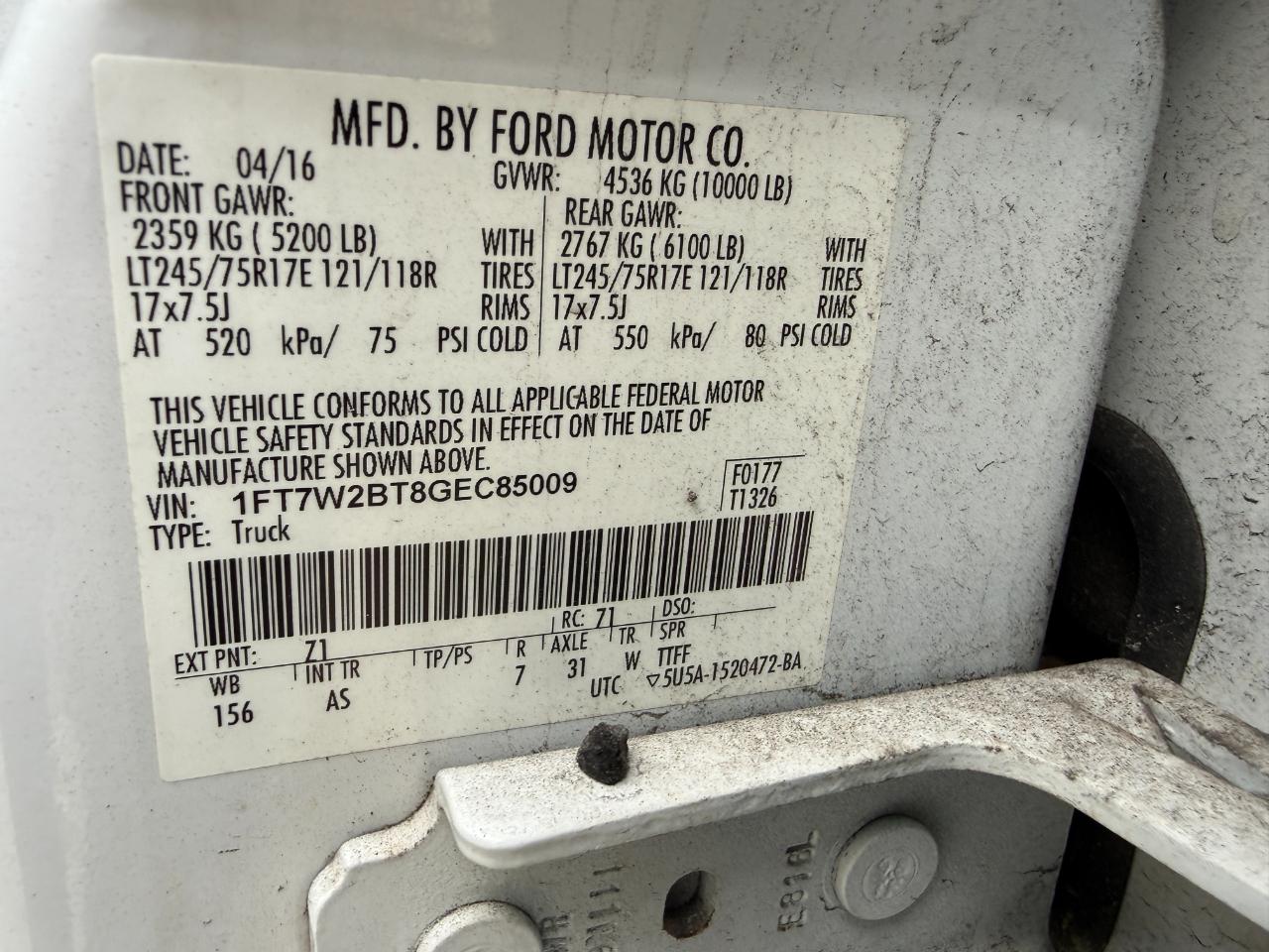 Ford F-250 SD XLT Crew Cab Long Bed 4WD 2016