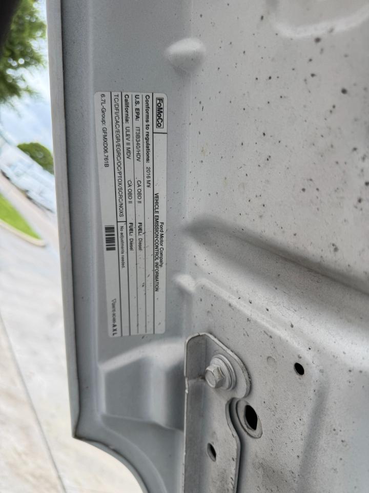 Ford F-250 SD XLT Crew Cab Long Bed 4WD 2016