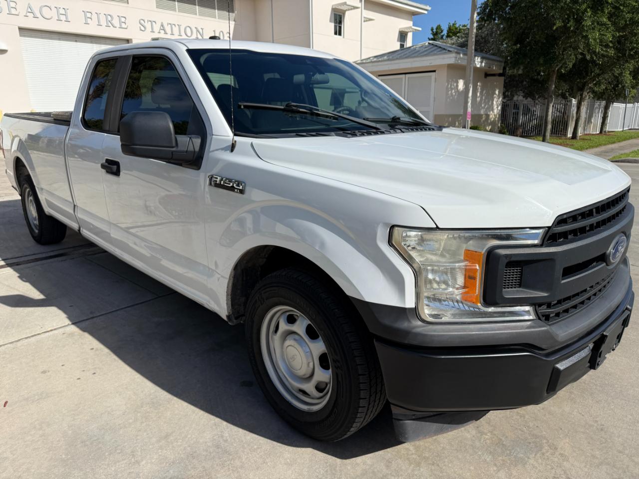 Ford F-150 XL SuperCab 8-ft. 2WD 2019