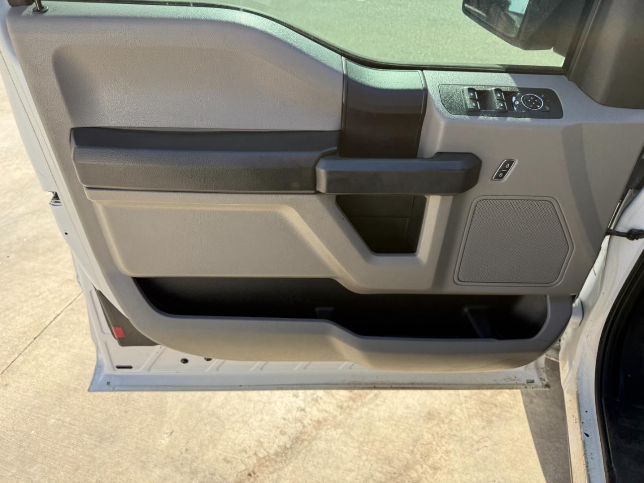 Ford F-150 XL SuperCab 8-ft. 2WD 2019