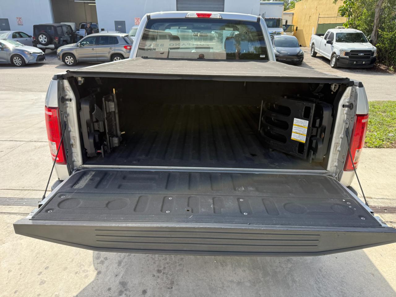 Ford F-150 XL SuperCab 6.5-ft. Bed 2WD 2017