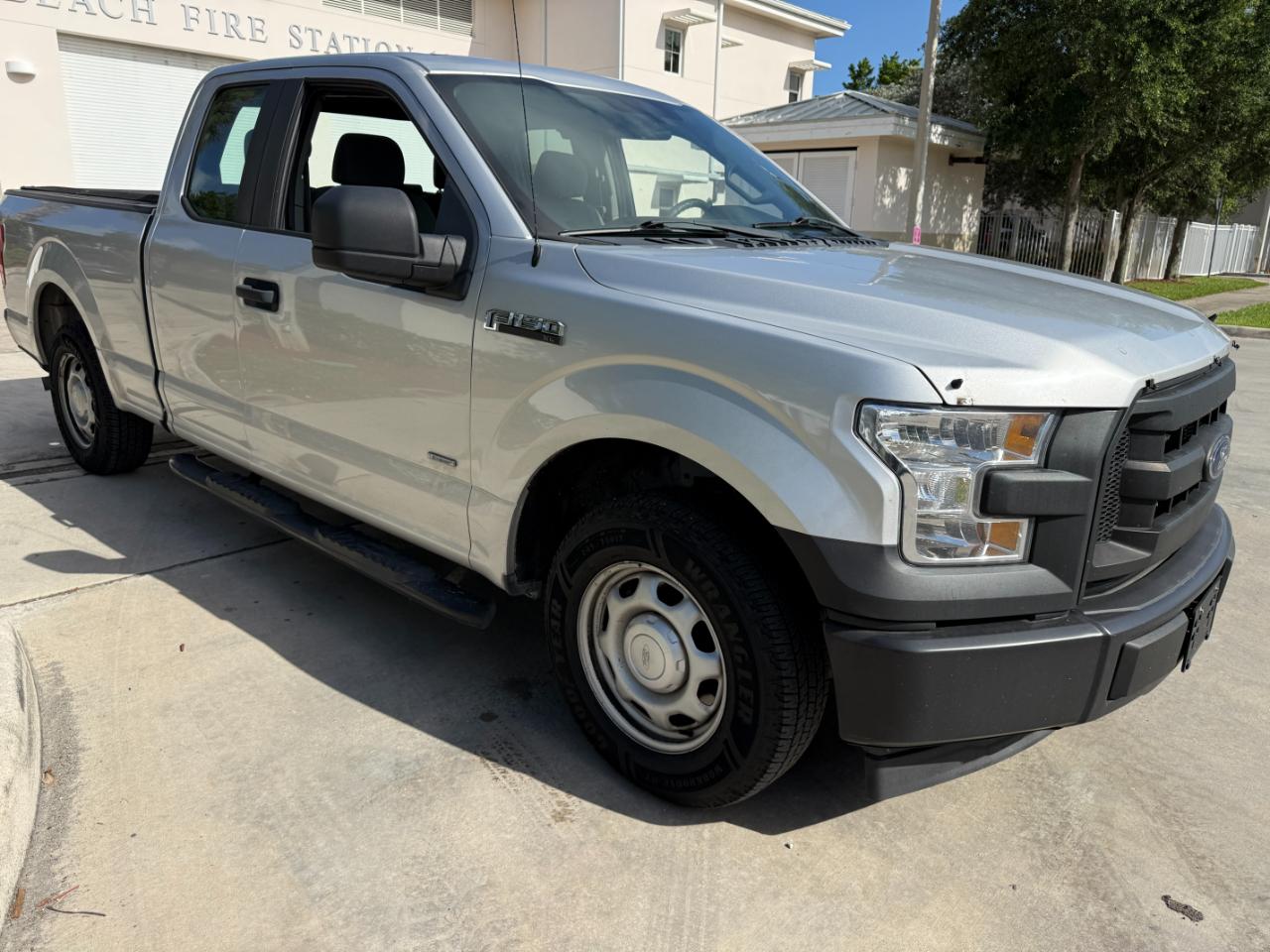 2017 Ford F-150 XL SuperCab 6.5-ft. Bed 2WD