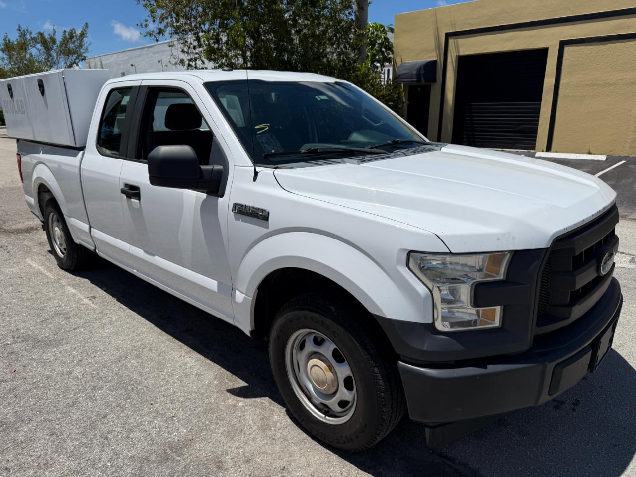 Ford F-150 XL SuperCab 6.5-ft. Bed 2WD 2017
