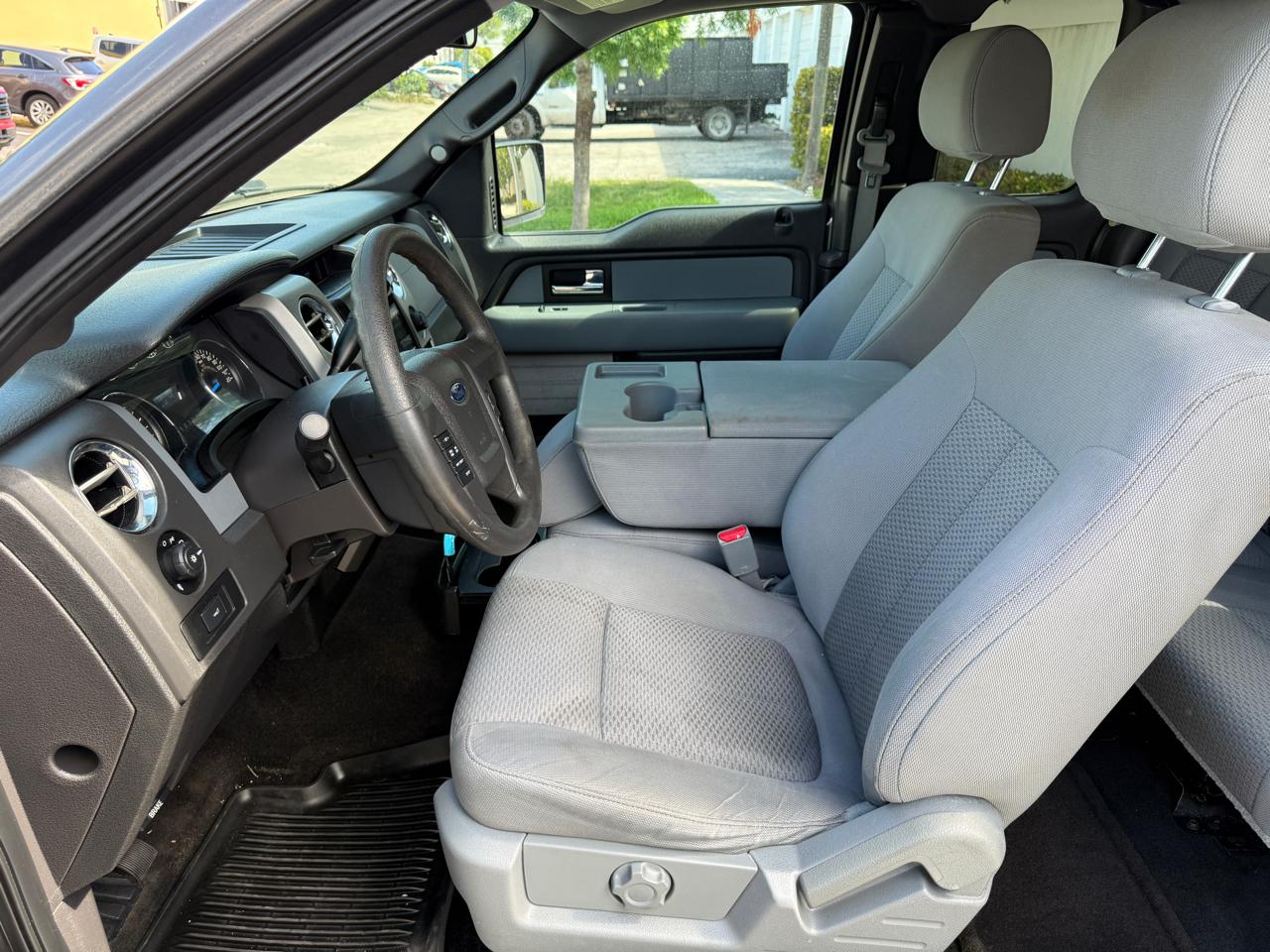 Ford F-150 2WD SuperCab 145" XLT 2014